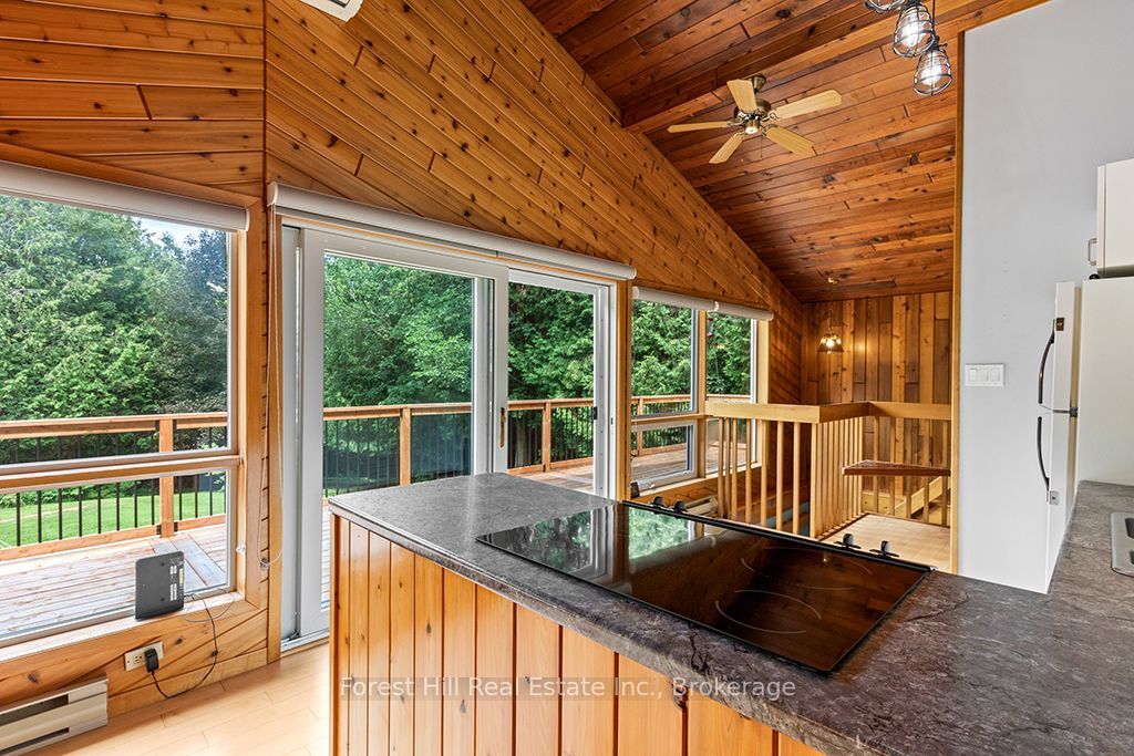 344511 North Line Property Photo 12