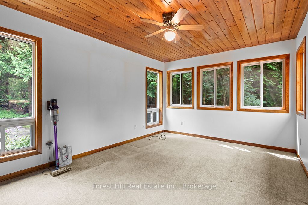 344511 North Line Property Photo 16