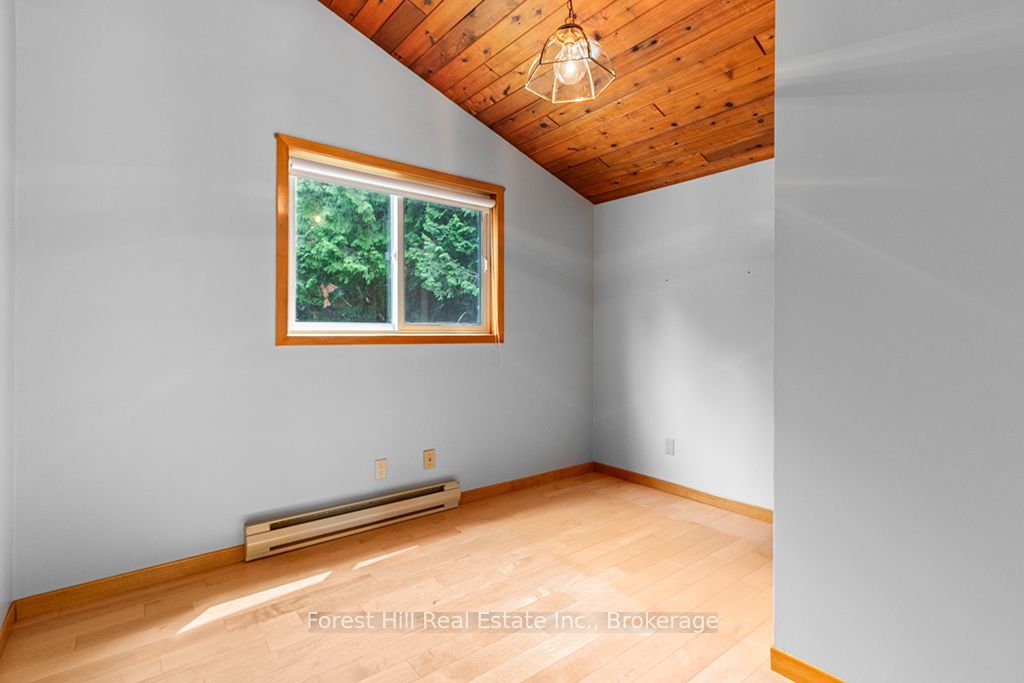 344511 North Line Property Photo 19