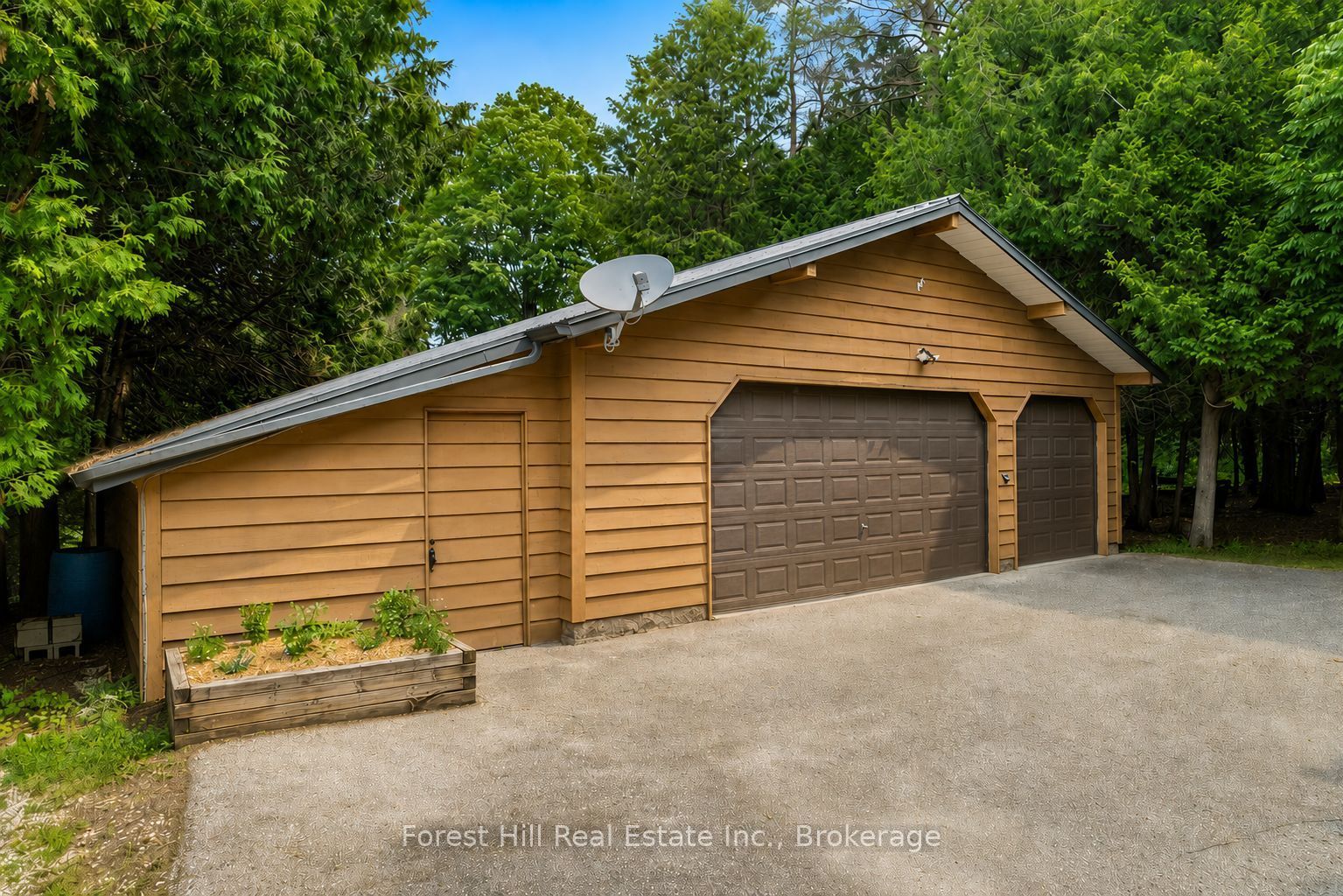 344511 North Line Property Photo 39