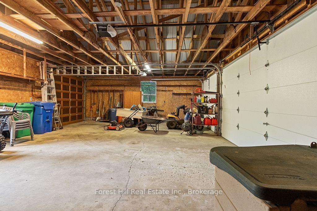 344511 North Line Property Photo 42