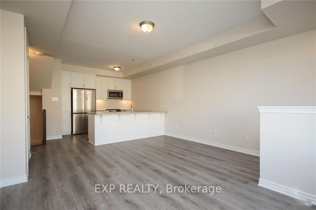 808 Mikinak Road Property Photo 6