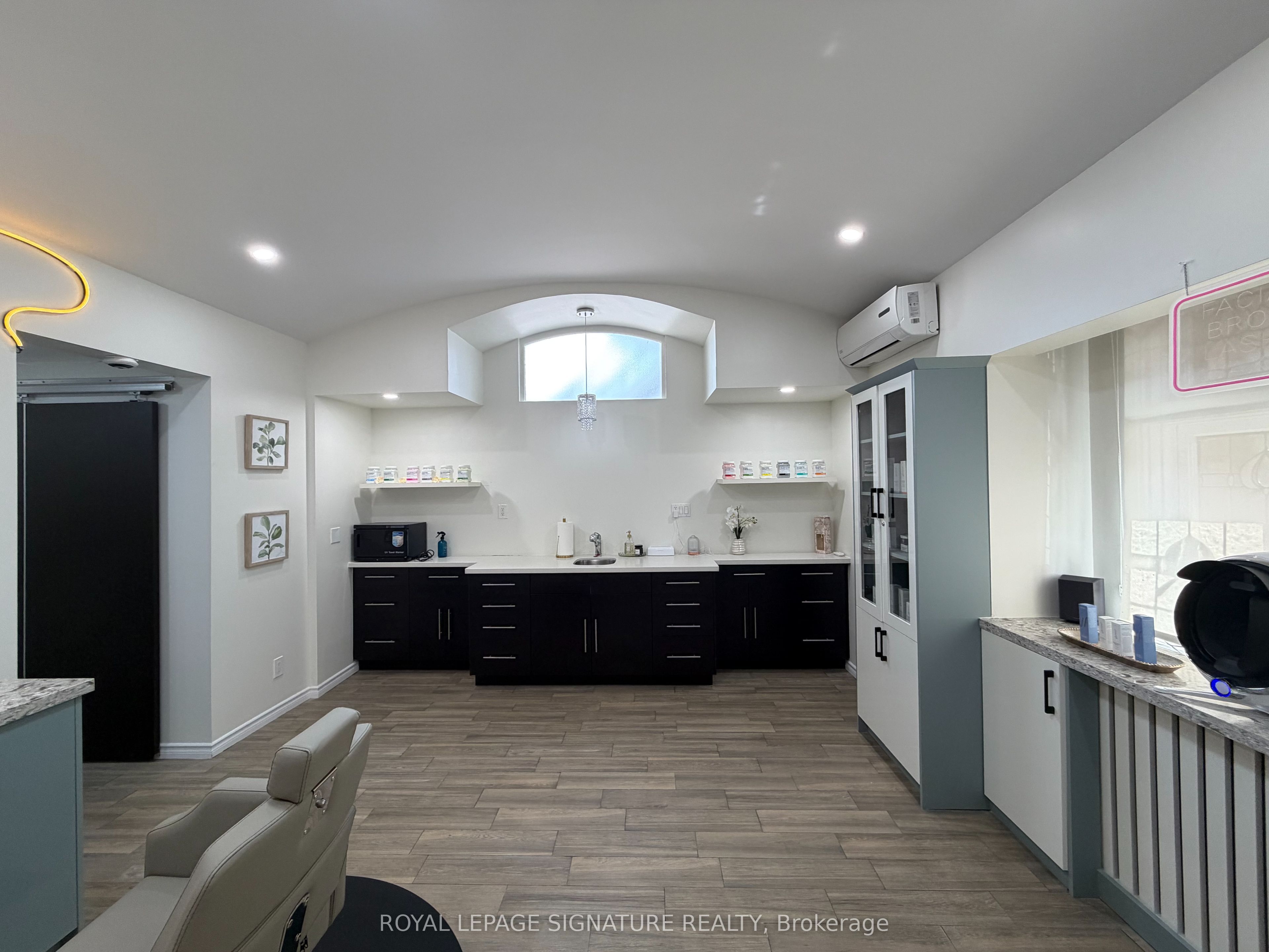 12 Duke Street 1 Property Photo 2