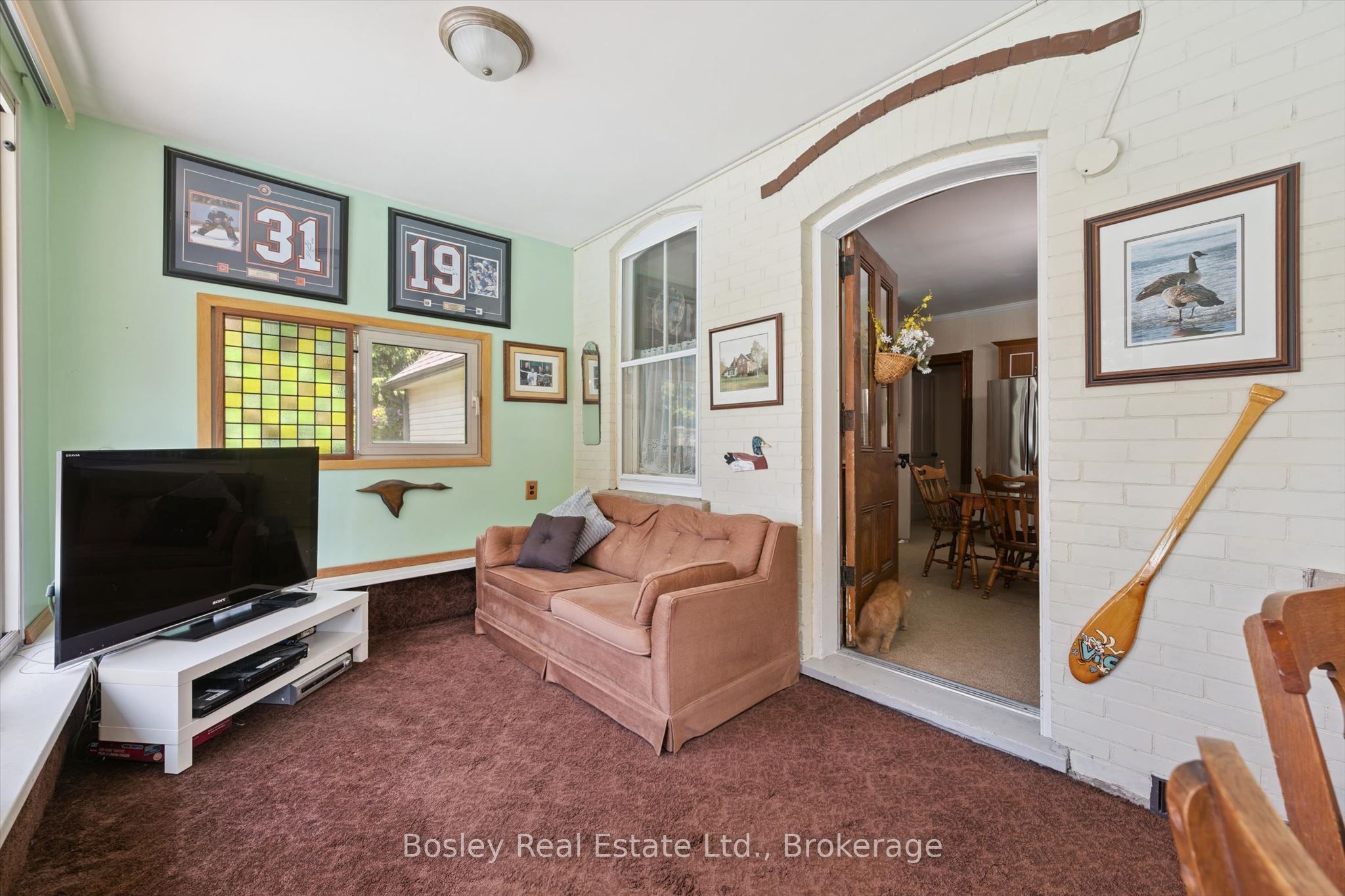 5049 Third Line Property Photo 12