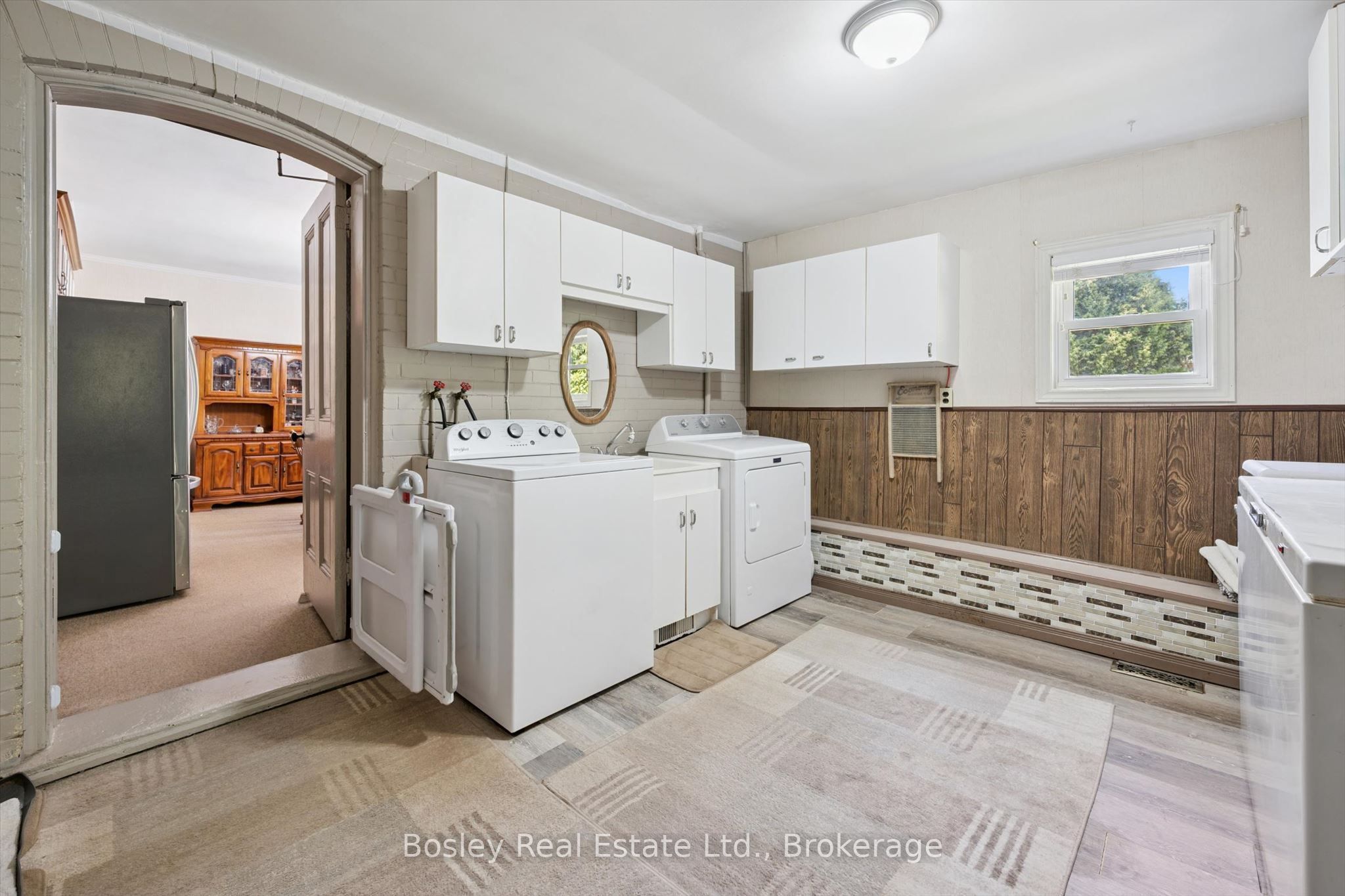 5049 Third Line Property Photo 20