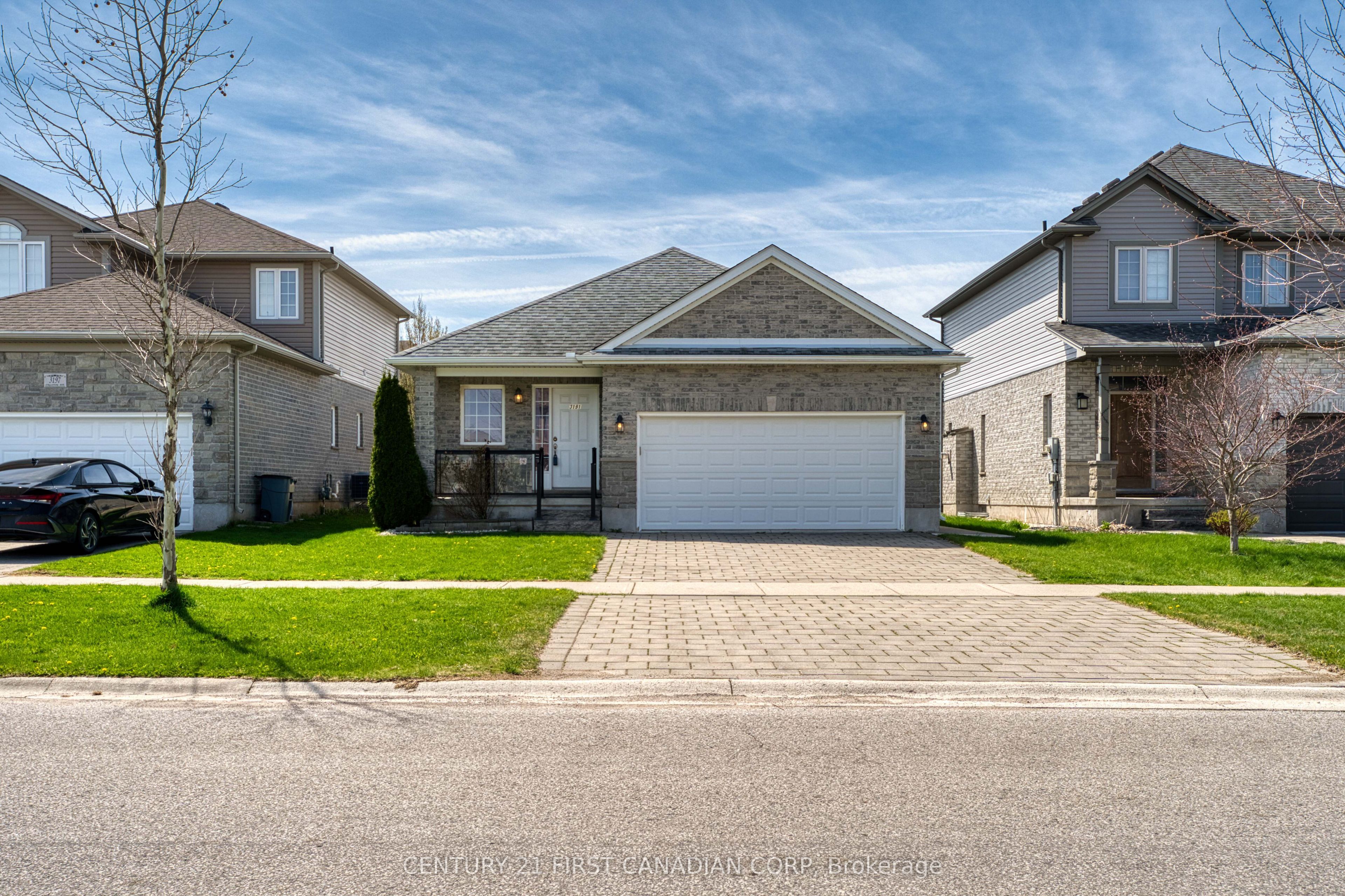 3191 Singleton Avenue Property Photo 5