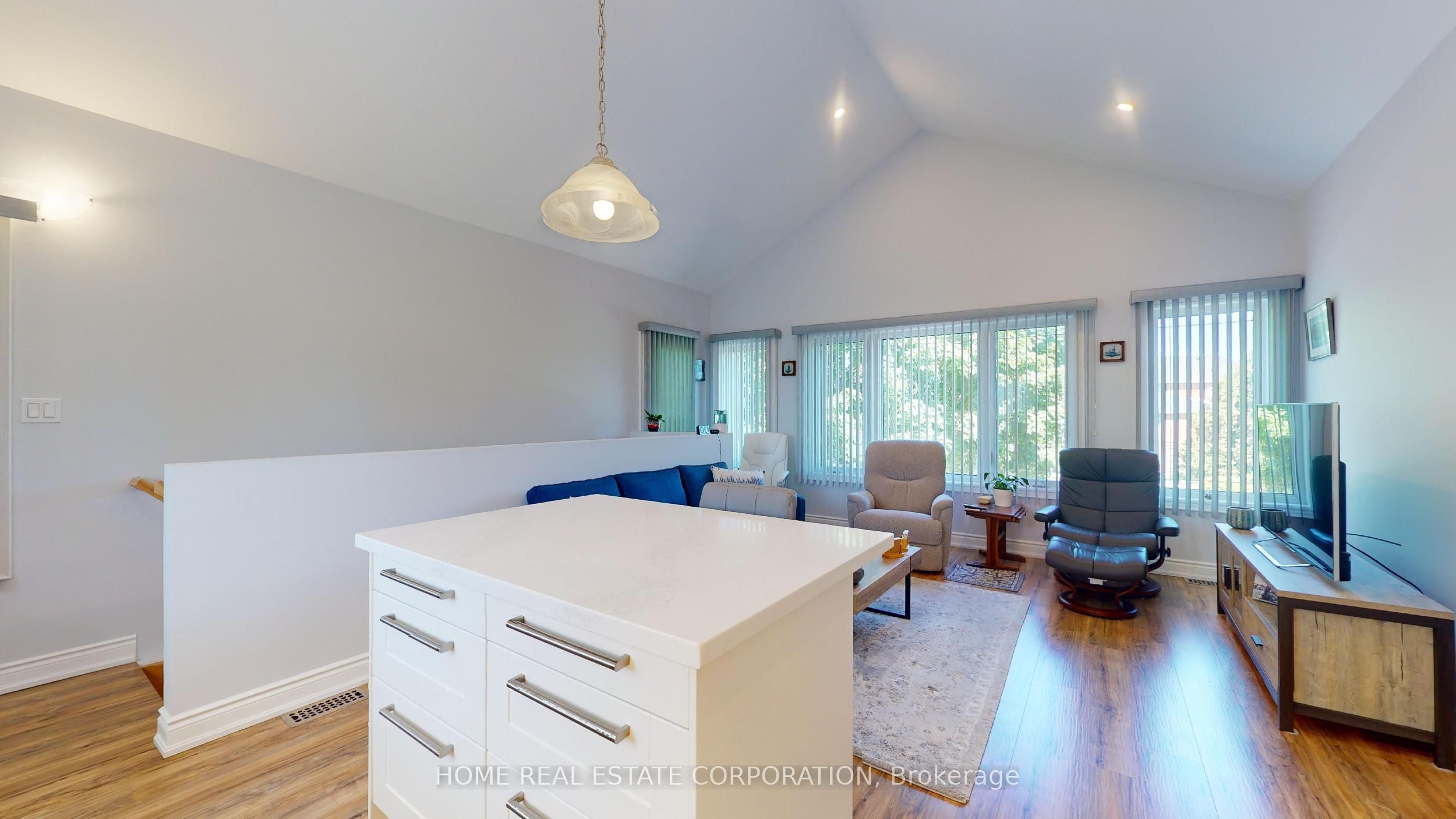 14 Hawthorne Road Property Photo 43