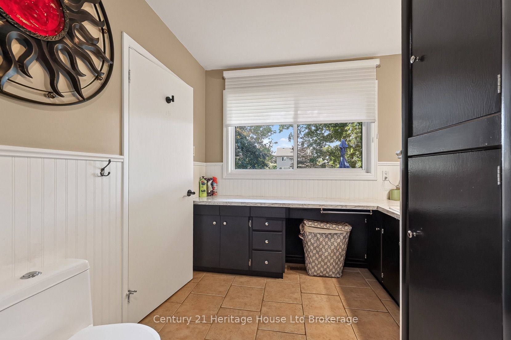 105 Concession Street W Property Photo 22