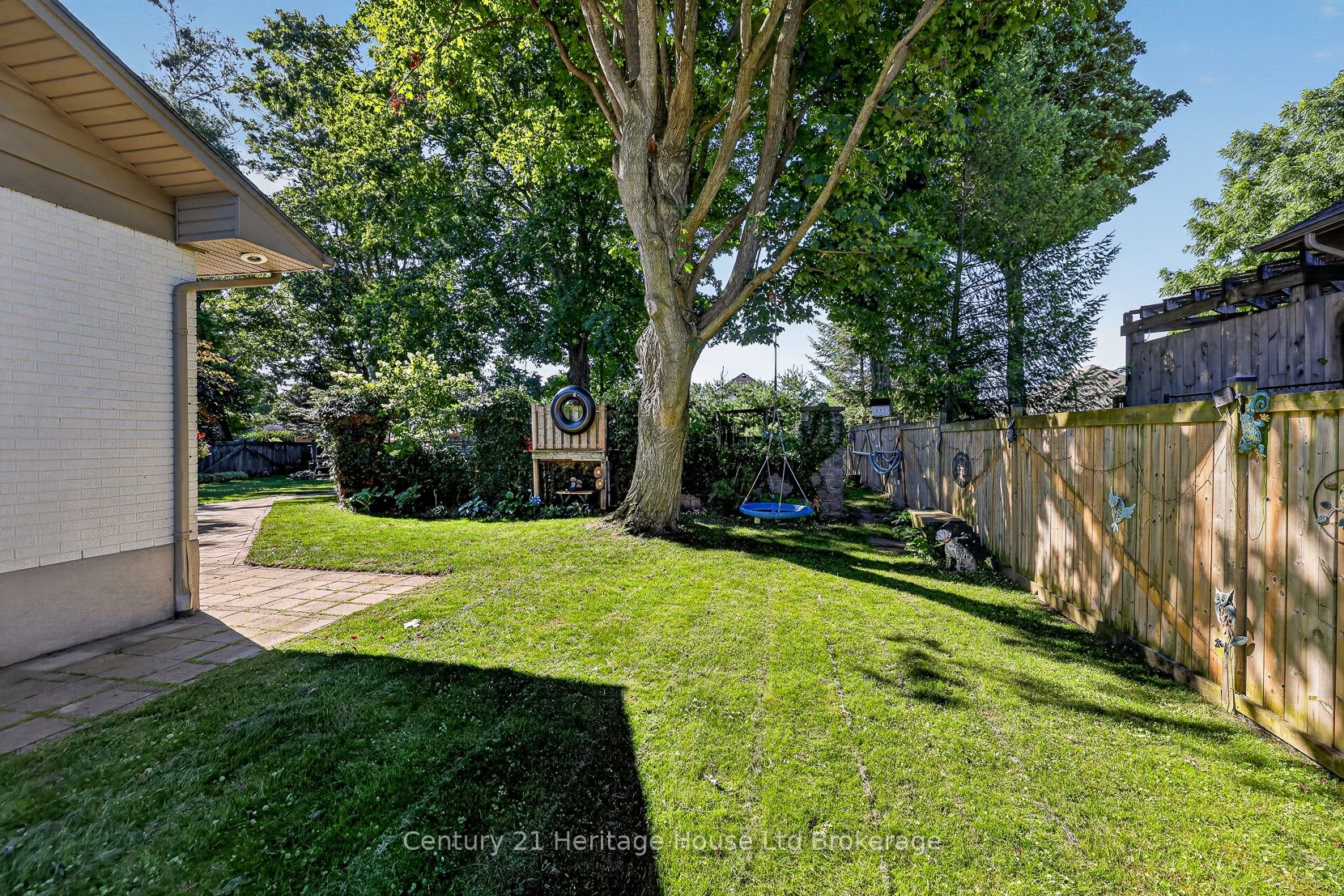 105 Concession Street W Property Photo 32