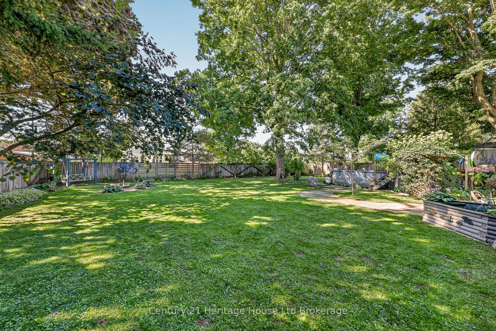105 Concession Street W Property Photo 37