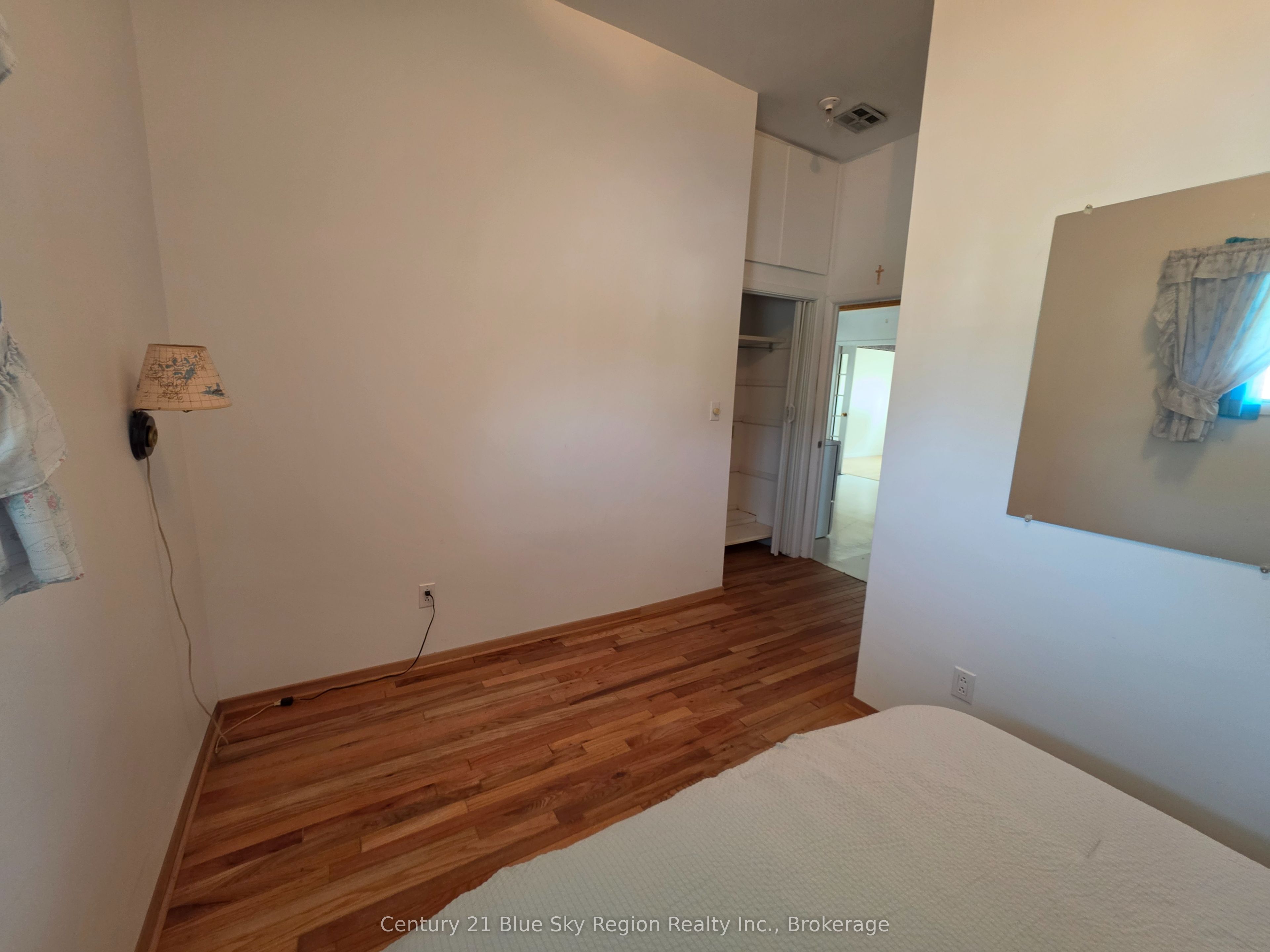 317 Nipissing Street Property Photo 14
