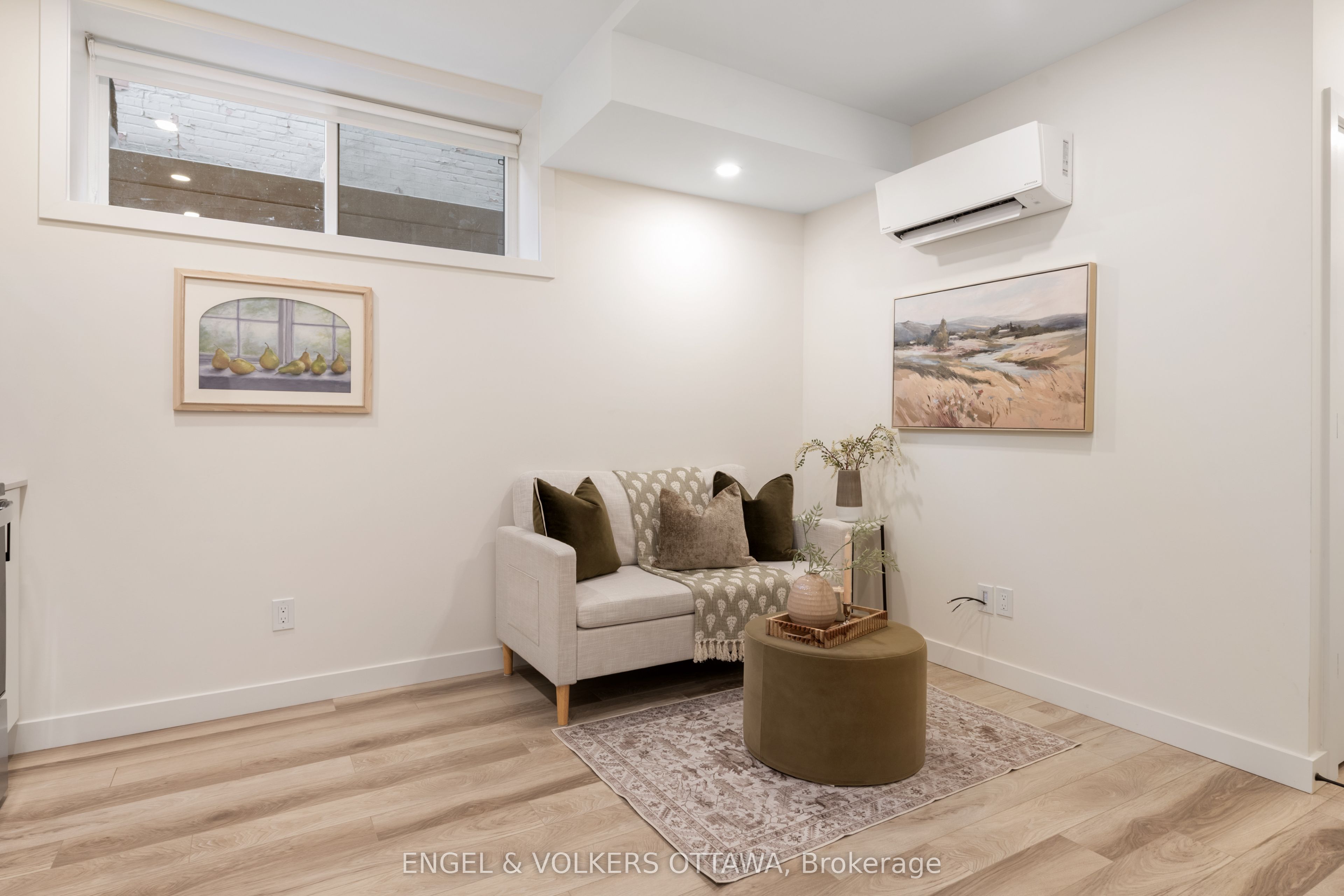 88b Hamilton Avenue N Property Photo 7