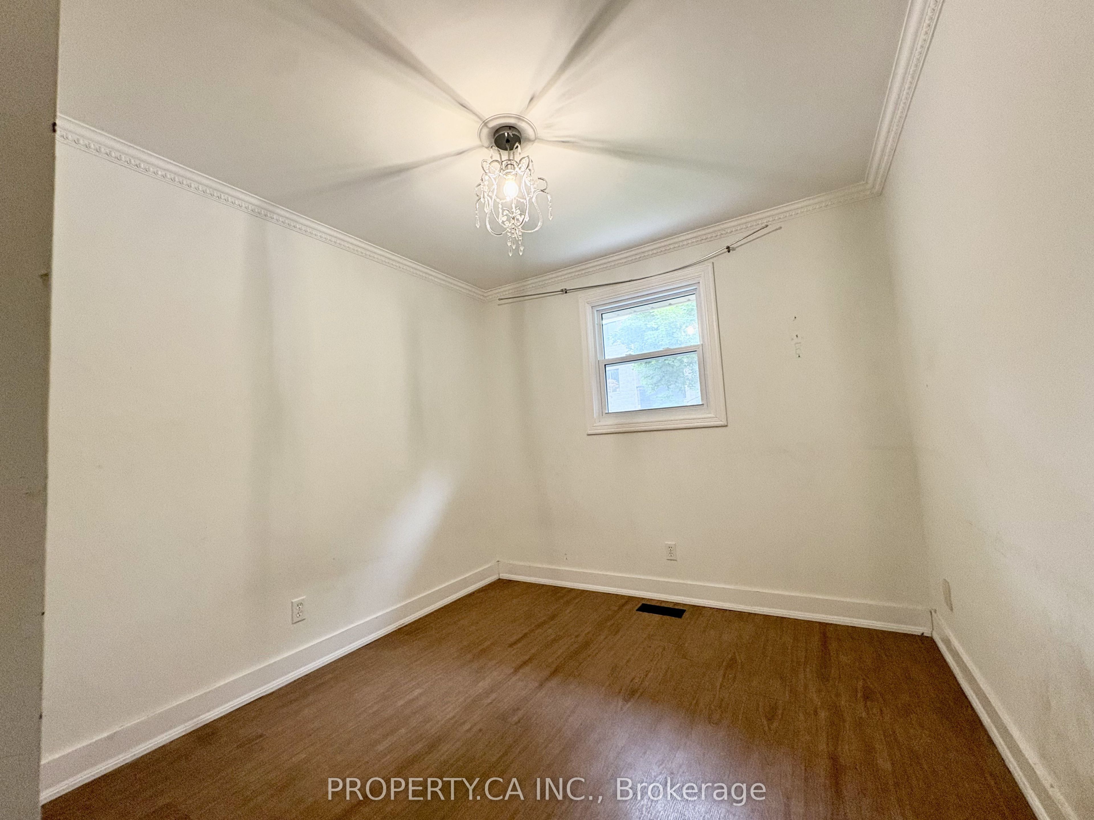 112 St. Augustine Drive Property Photo 10