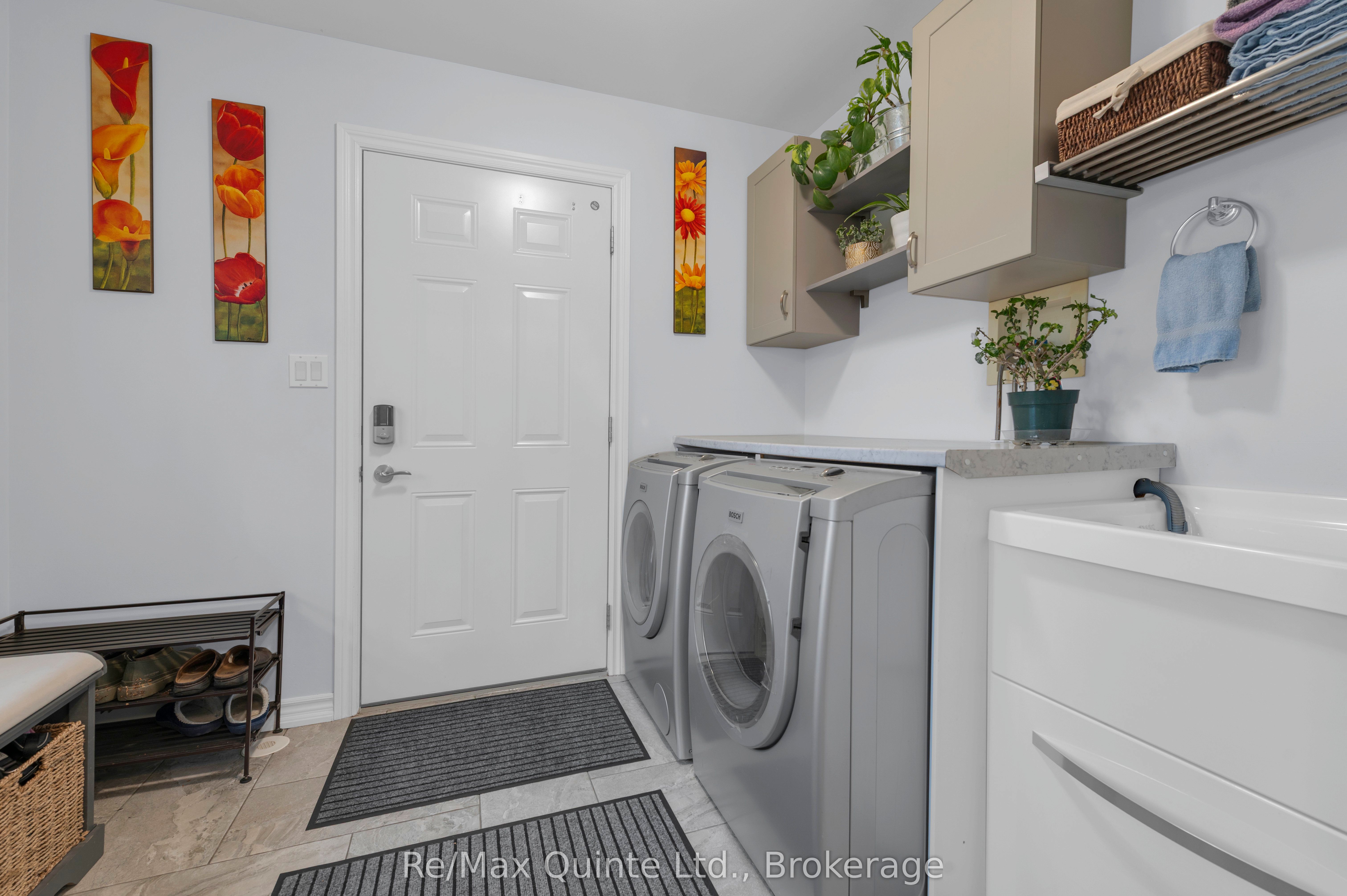 5 Hickory Court Property Photo 8