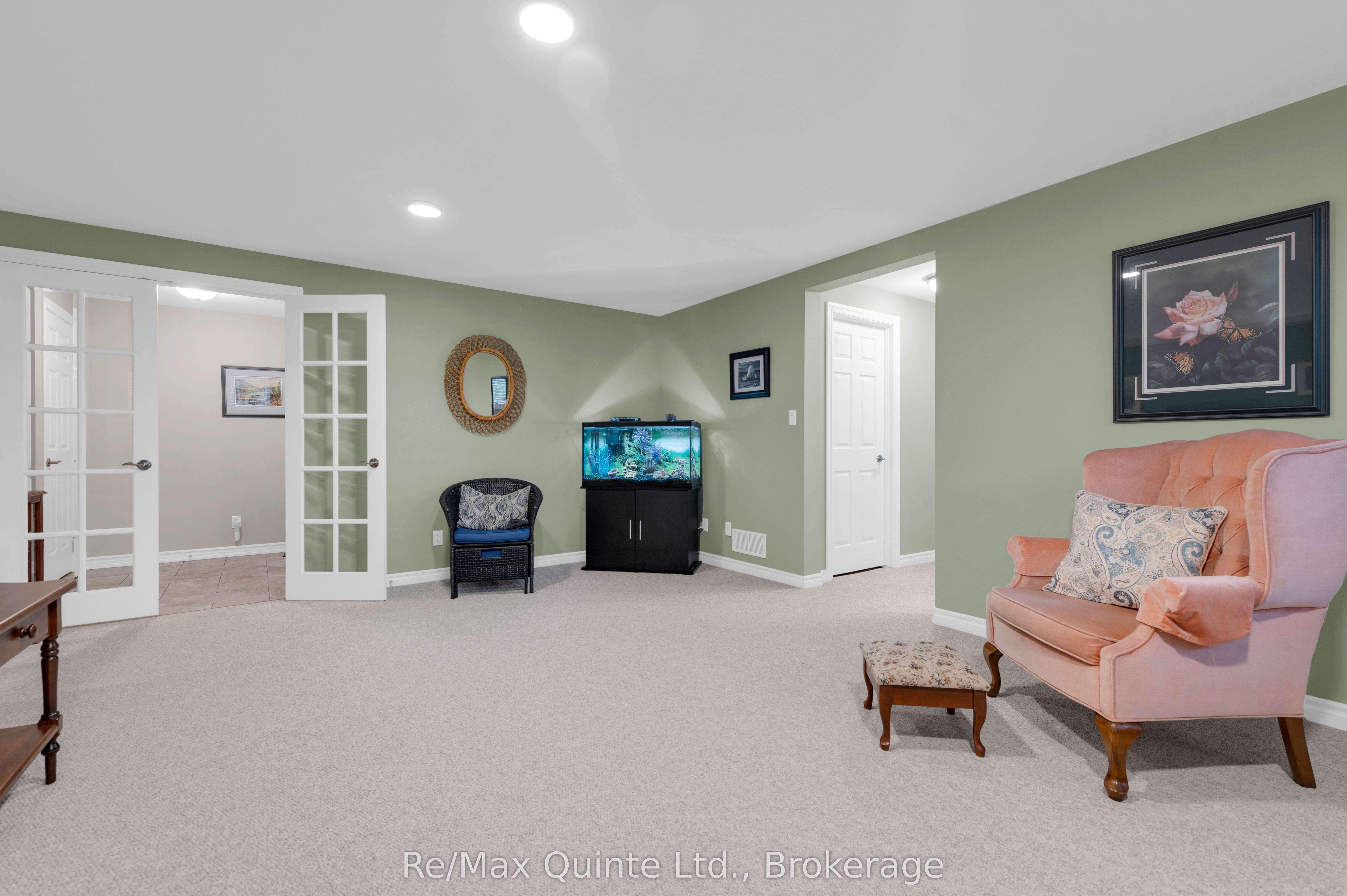 5 Hickory Court Property Photo 27