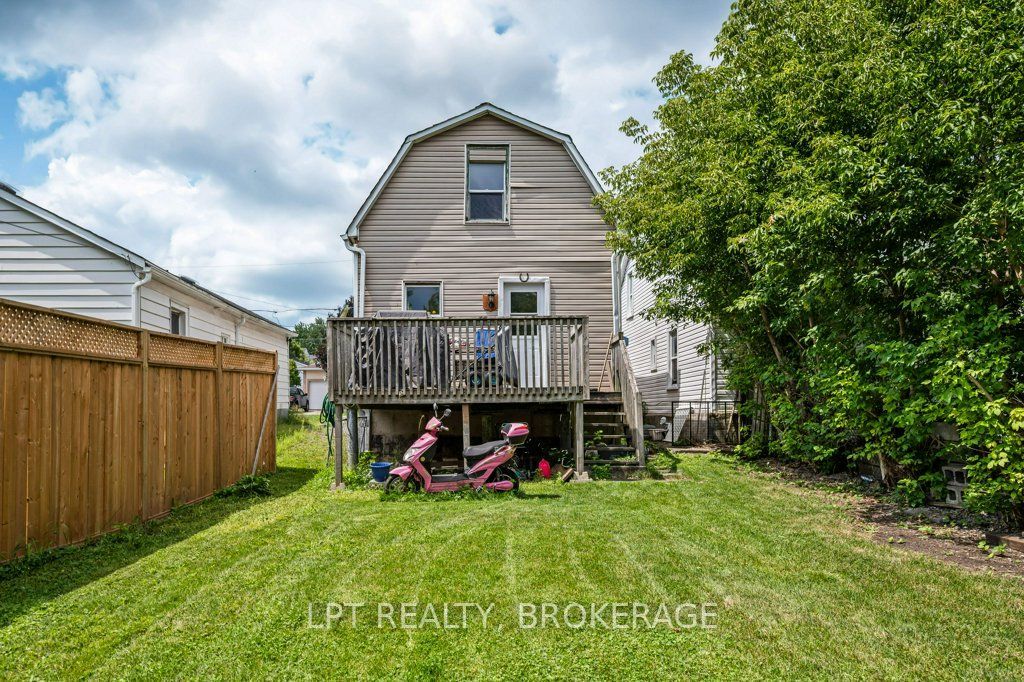 13 Kingscourt Avenue Property Photo 3