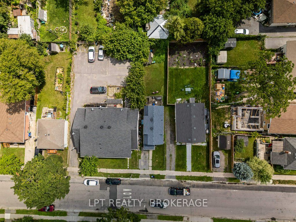 13 Kingscourt Avenue Property Photo 4