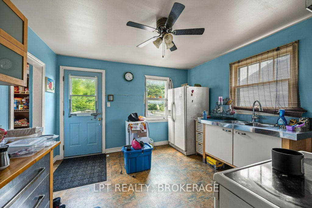 13 Kingscourt Avenue Property Photo 7
