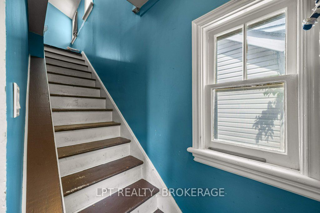13 Kingscourt Avenue Property Photo 13