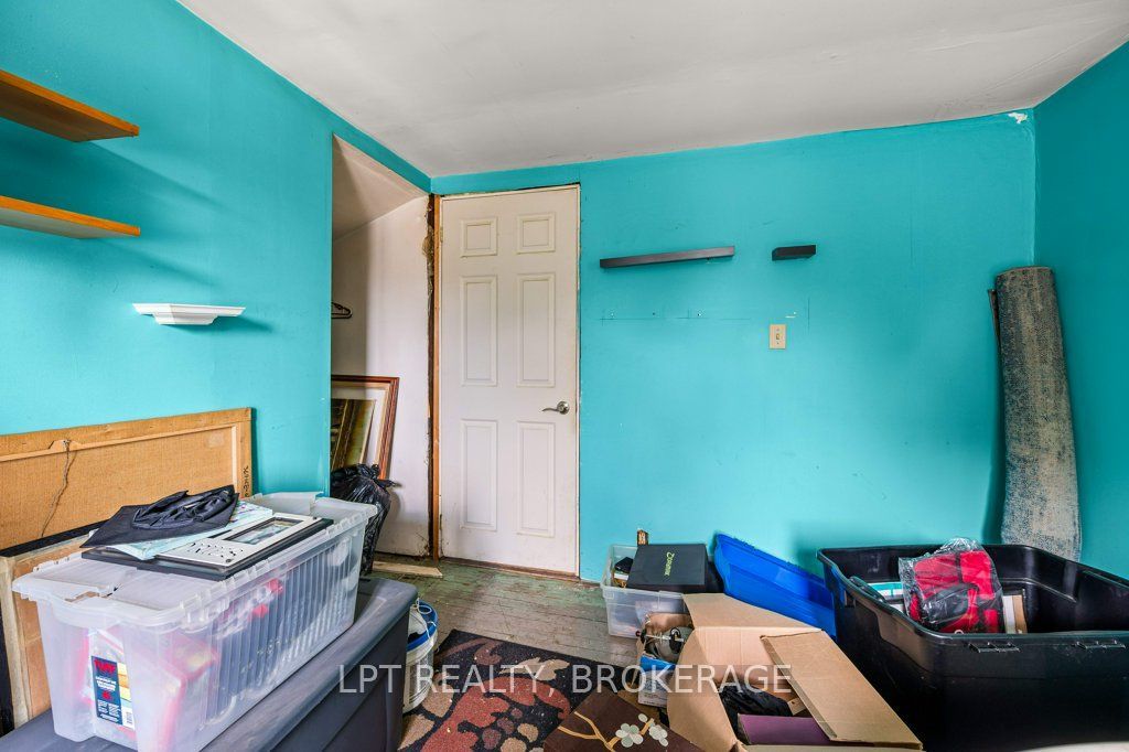 13 Kingscourt Avenue Property Photo 15