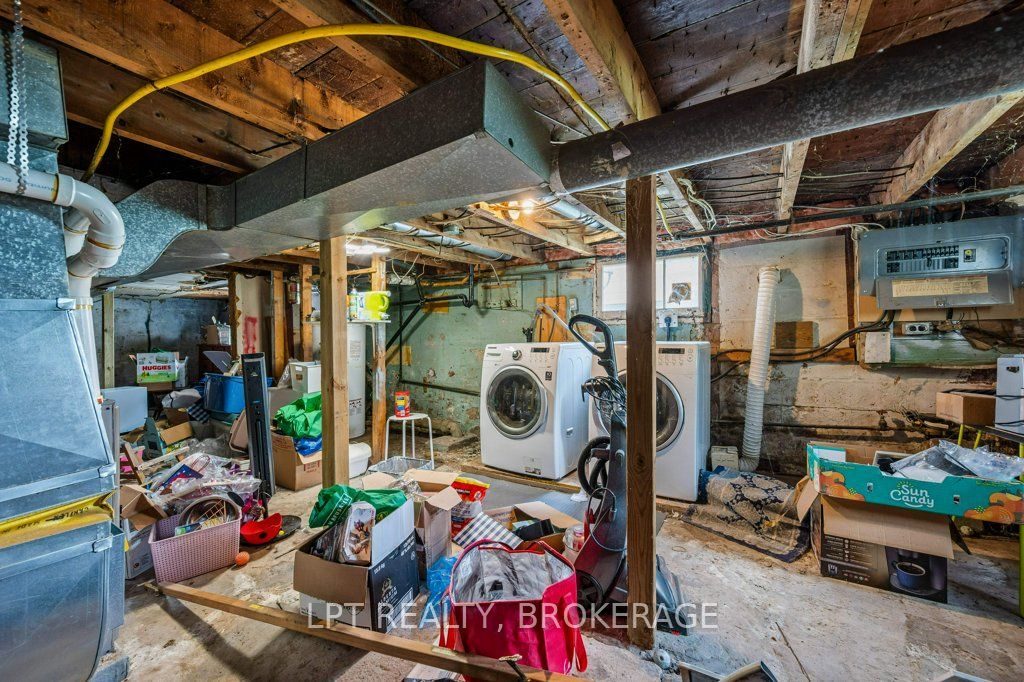 13 Kingscourt Avenue Property Photo 25