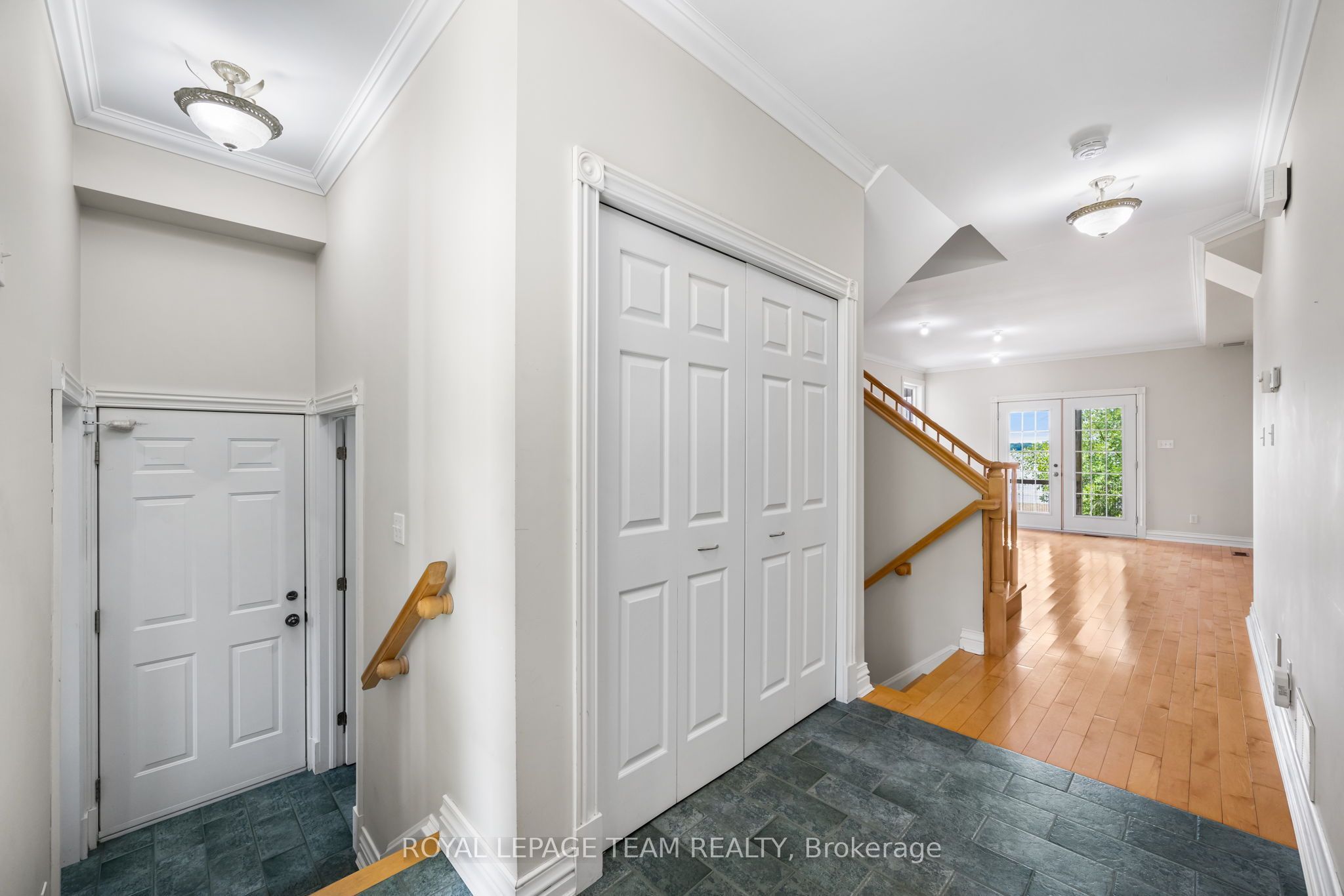 4310 Armitage Avenue Property Photo 6