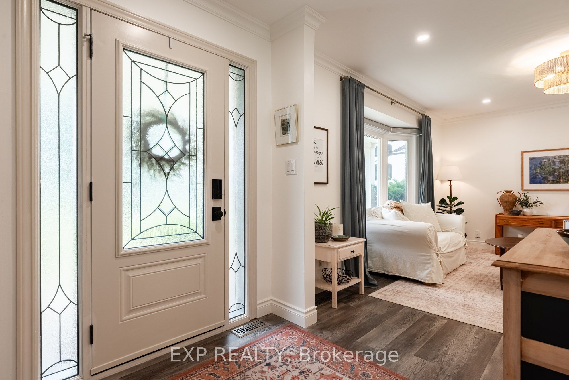 55 Forest Hill Crescent Property Photo 4