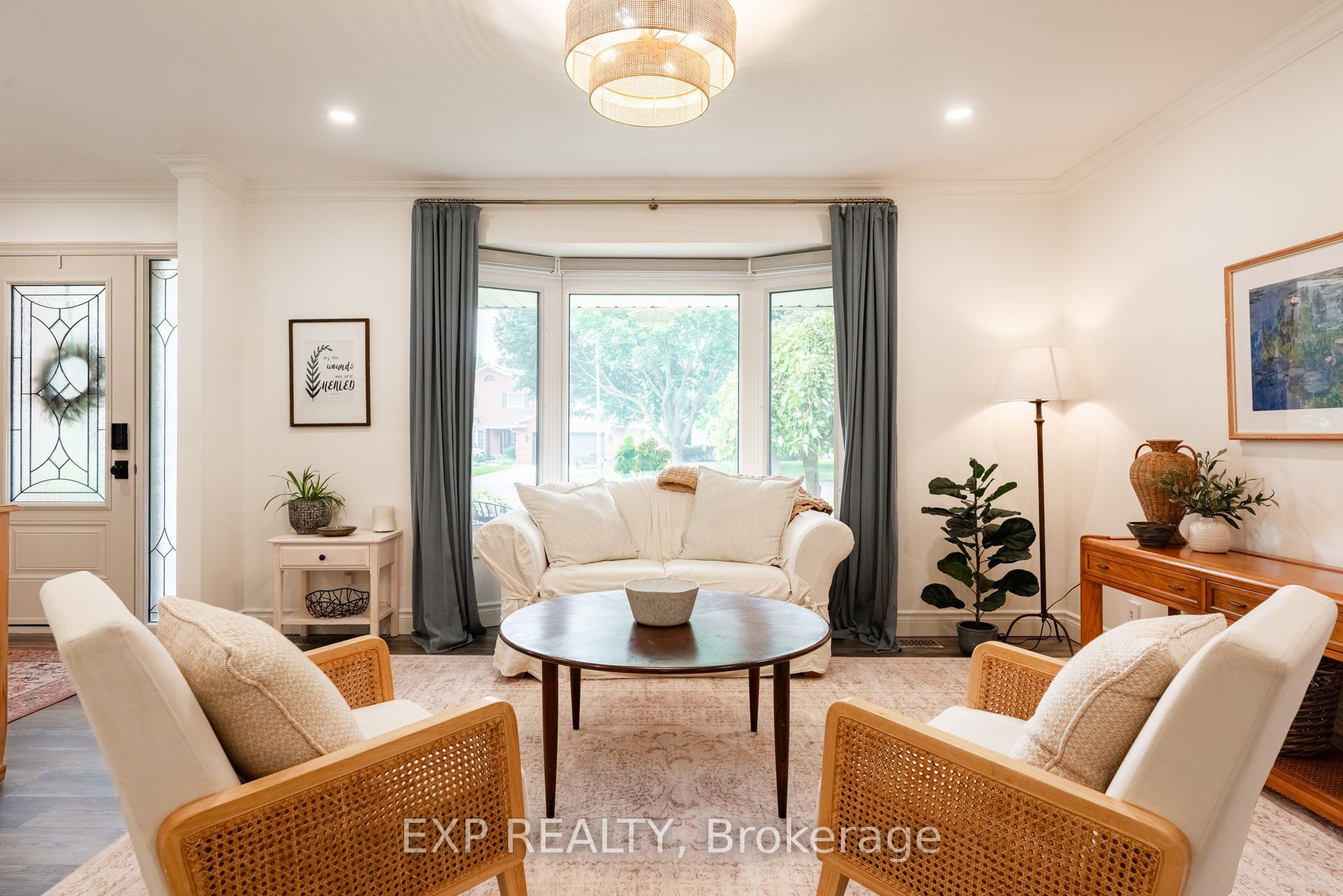 55 Forest Hill Crescent Property Photo 6