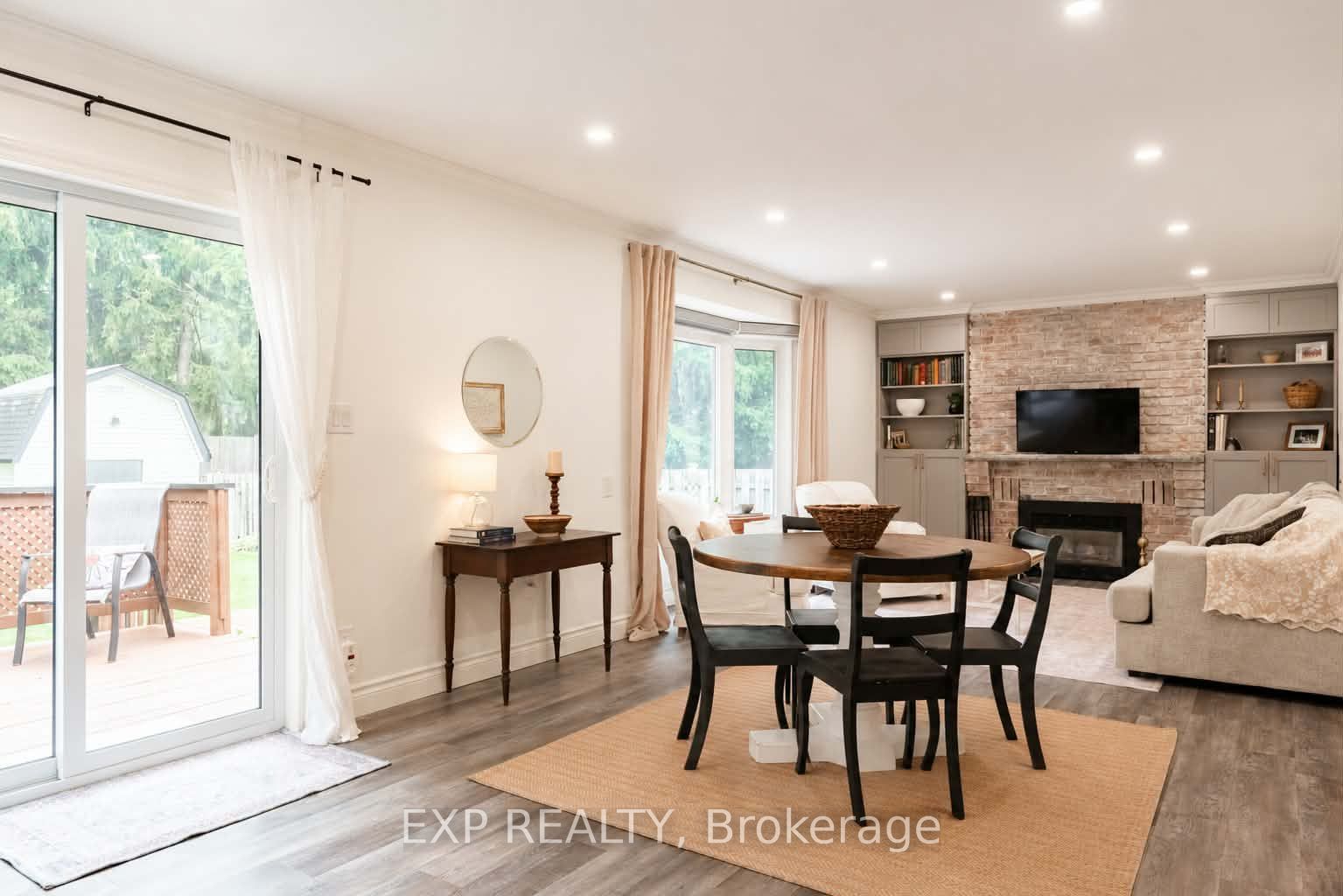 55 Forest Hill Crescent Property Photo 12