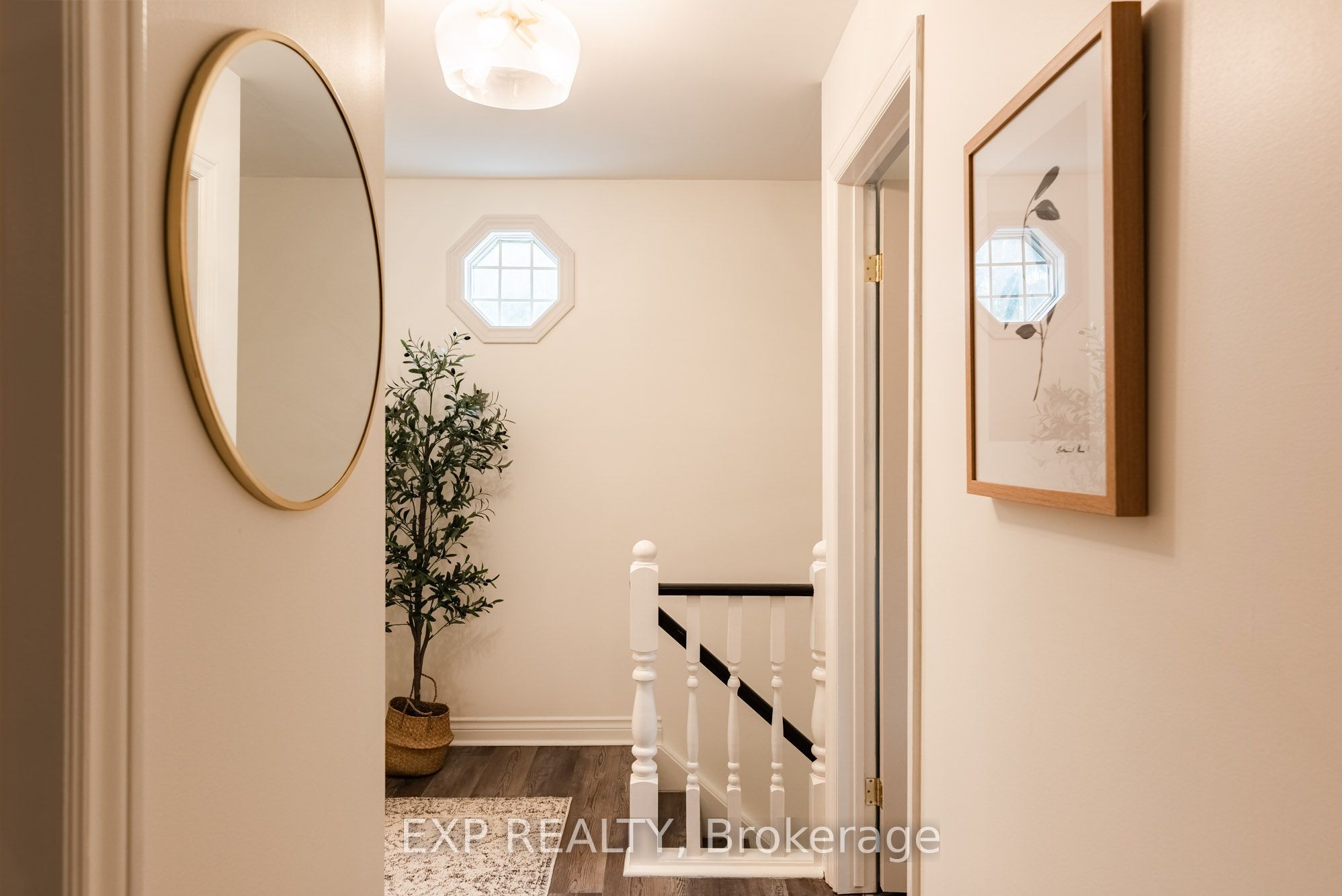 55 Forest Hill Crescent Property Photo 18