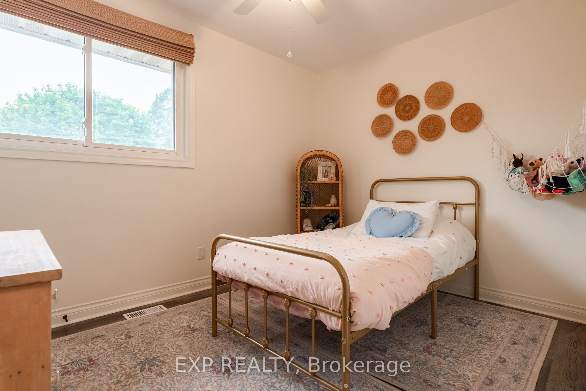55 Forest Hill Crescent Property Photo 21