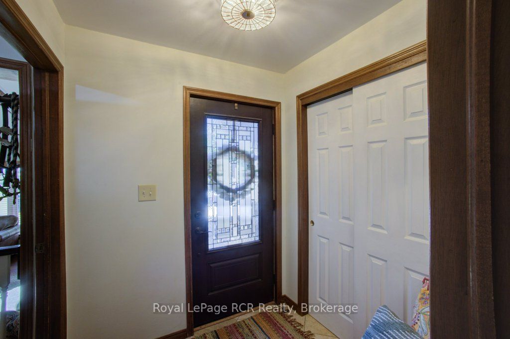 7195 Sixteenth Line Property Photo 5
