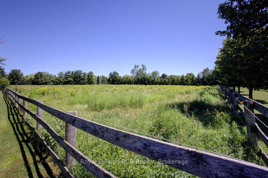 7195 Sixteenth Line Property Photo 25