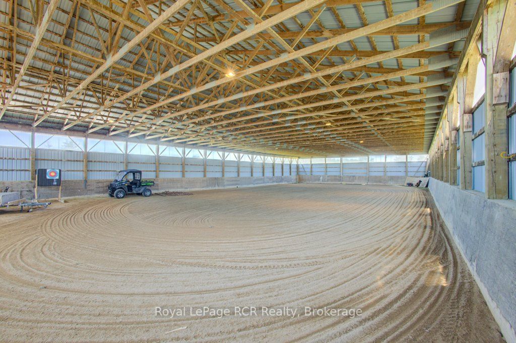 7195 Sixteenth Line Property Photo 34