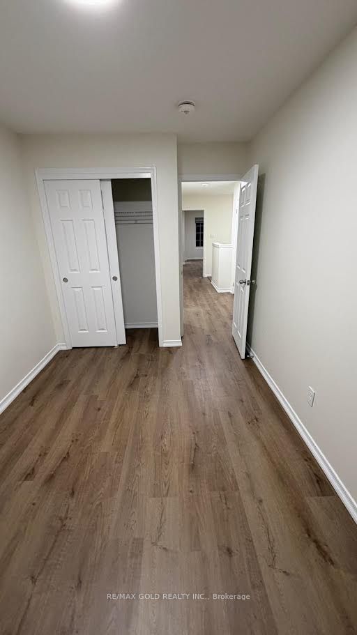 5 West Mill Street Property Photo 21