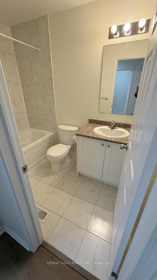 5 West Mill Street Property Photo 26