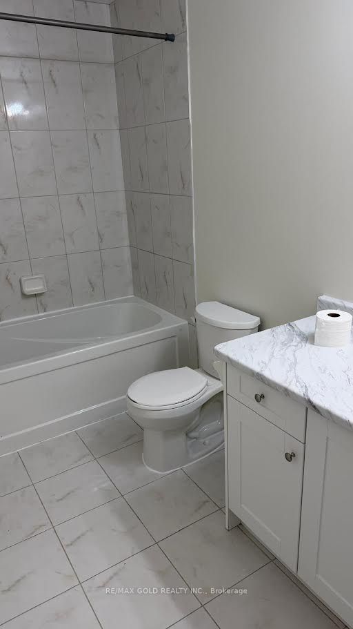 5 West Mill Street Property Photo 37