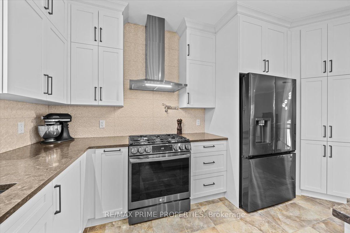 3421 Summerbreeze Drive Property Photo 14