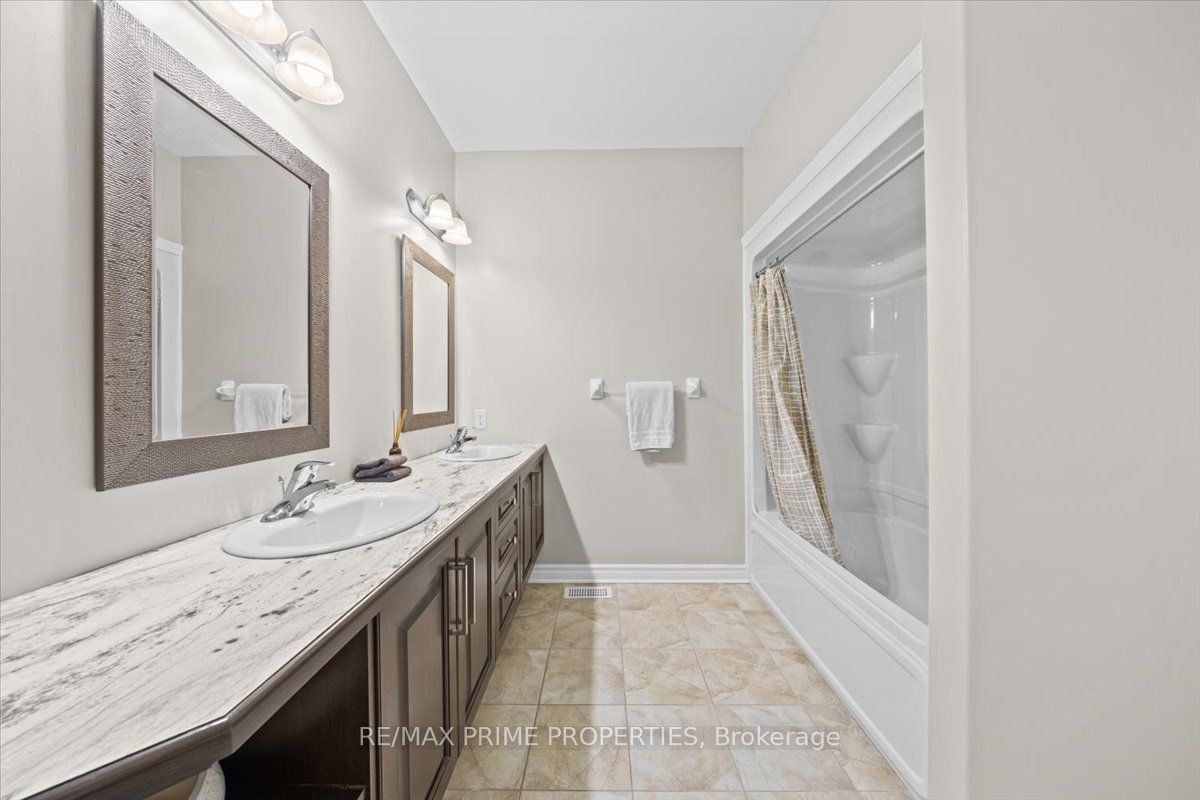 3421 Summerbreeze Drive Property Photo 23