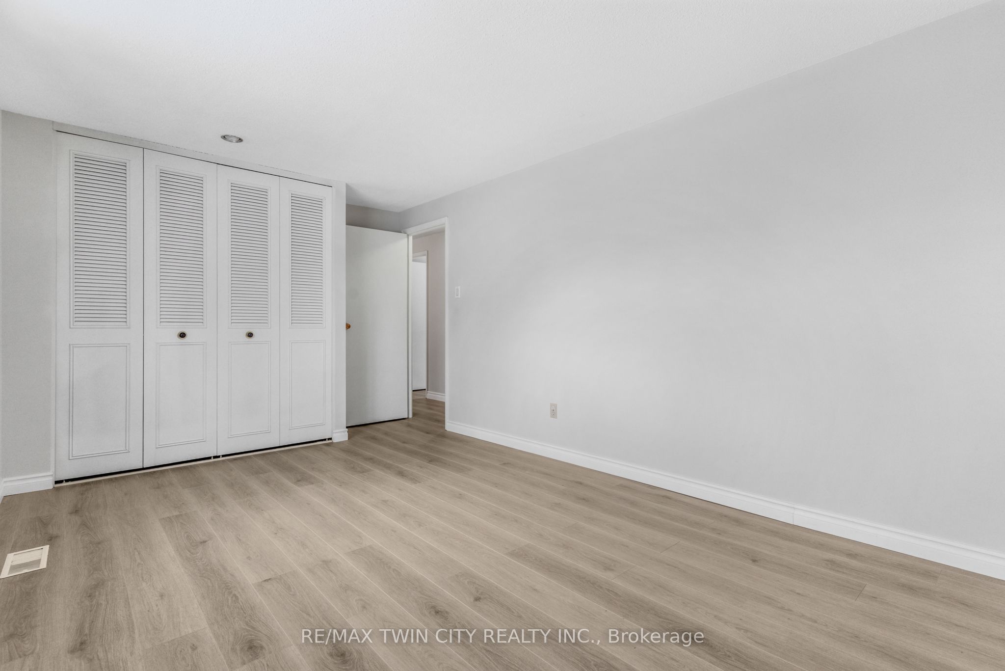 111 Manor Drive Property Photo 35