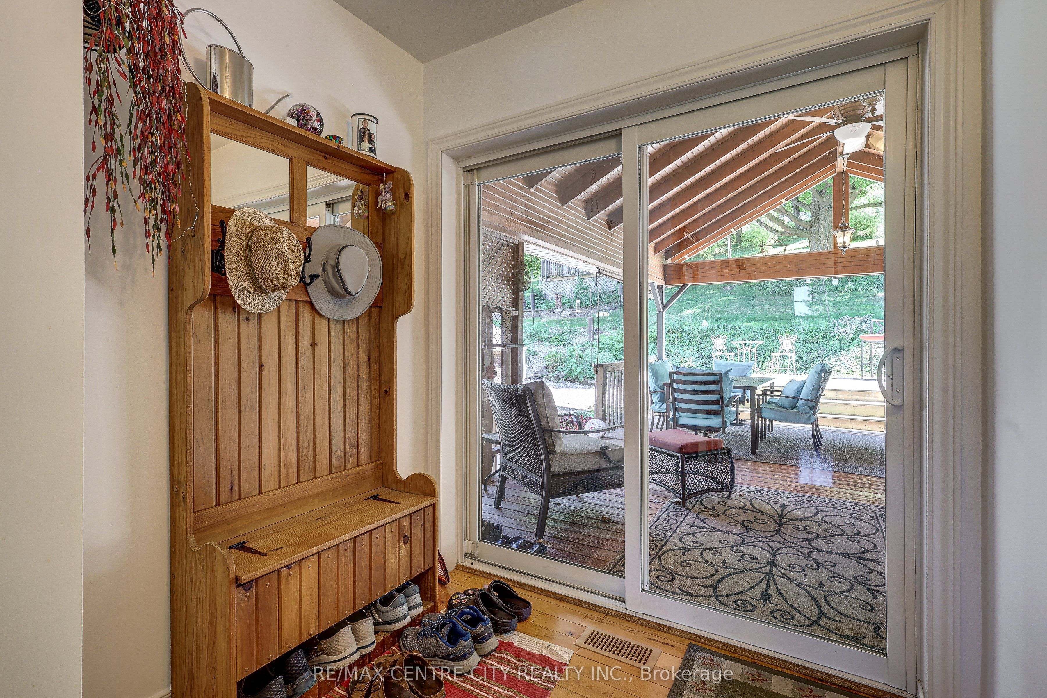 4766 Sunset Road Property Photo 27