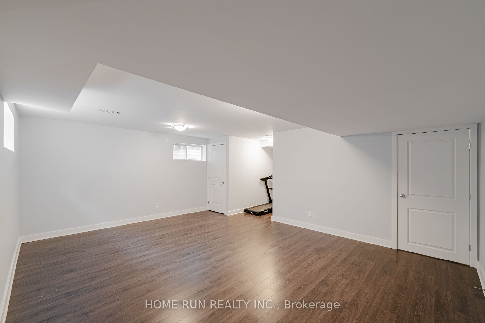 14 Camil Street Property Photo 33