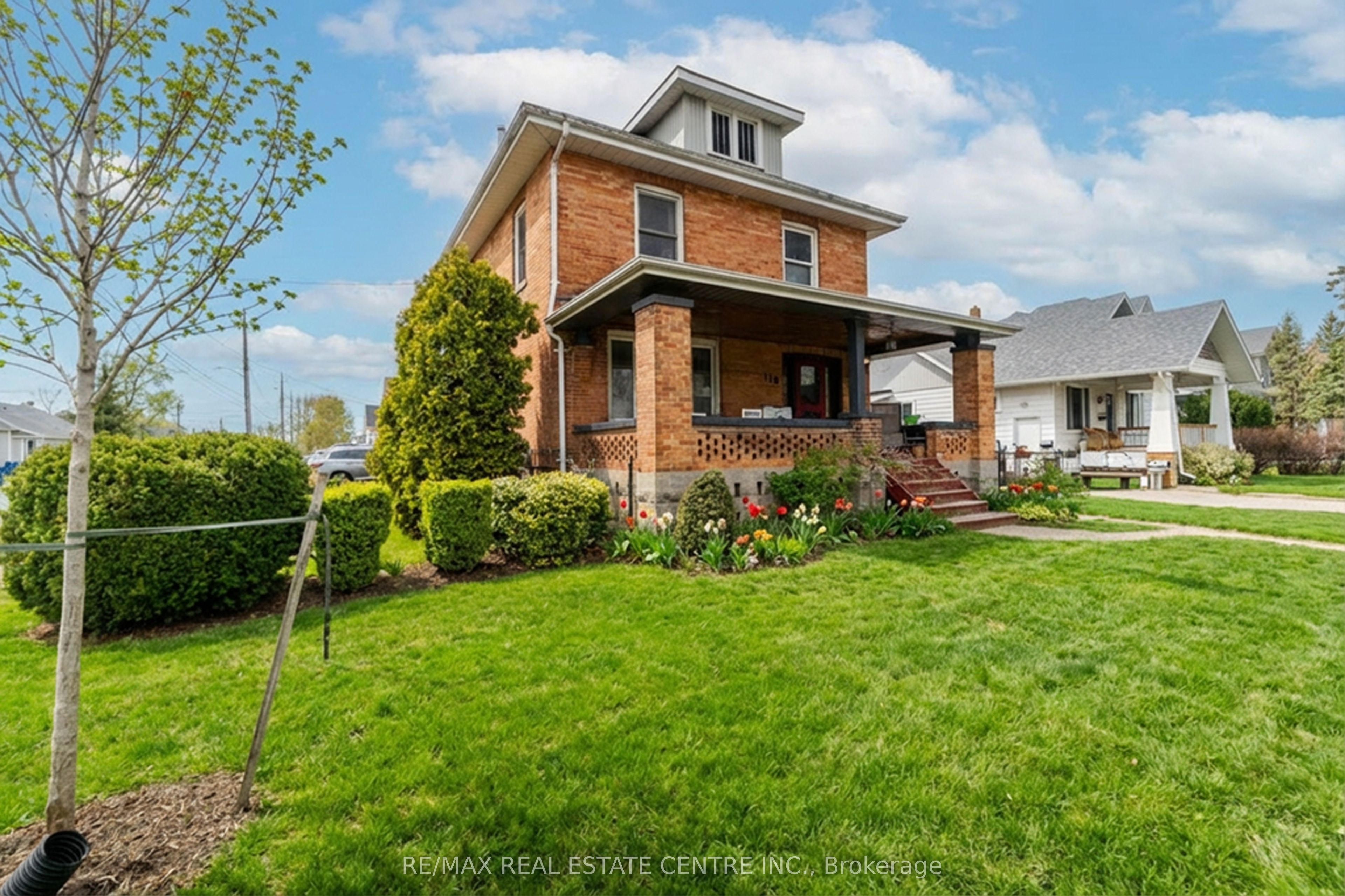 110 Lacroix Street Property Photo 1