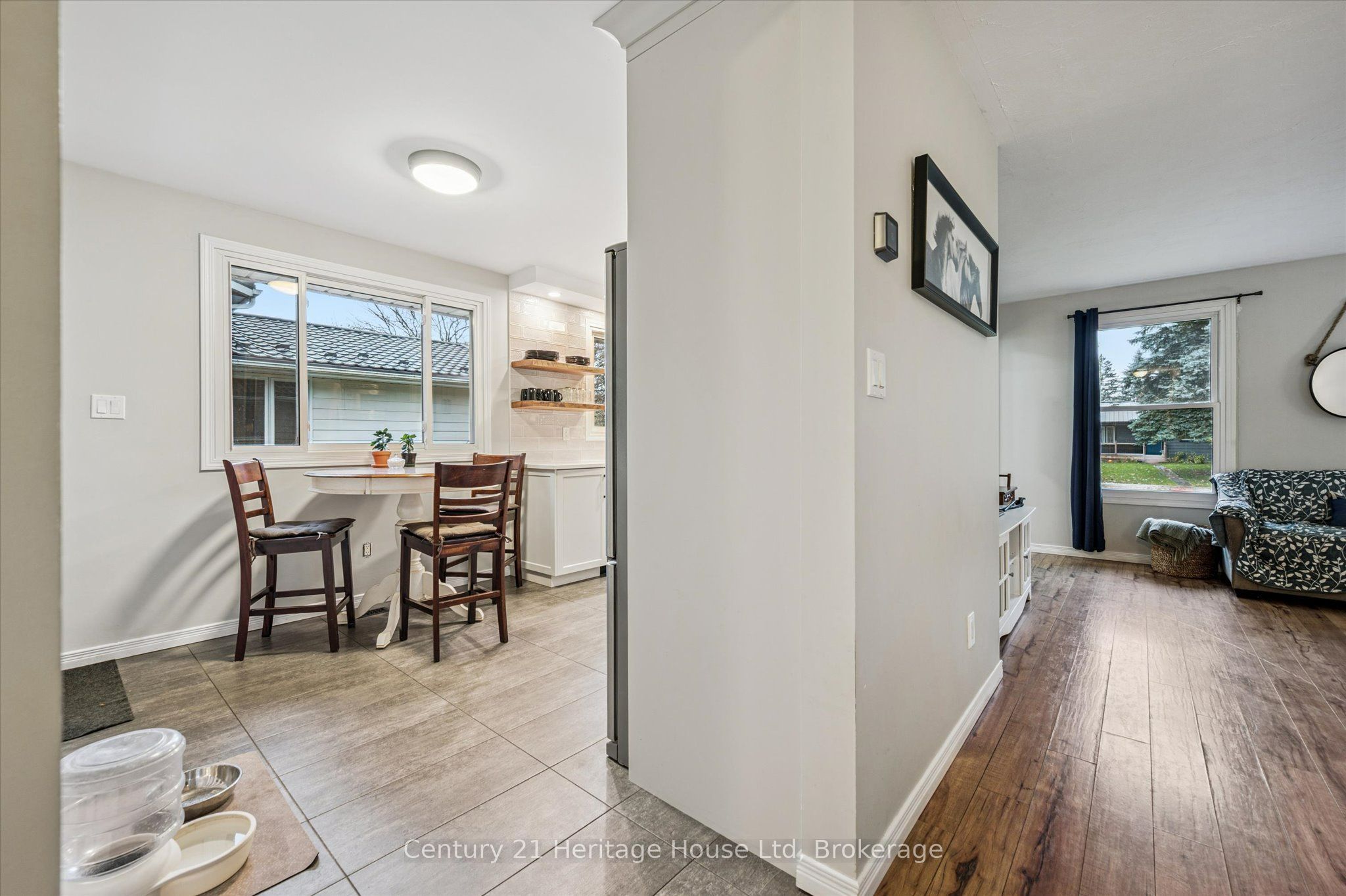 653 Perry Street Property Photo 11