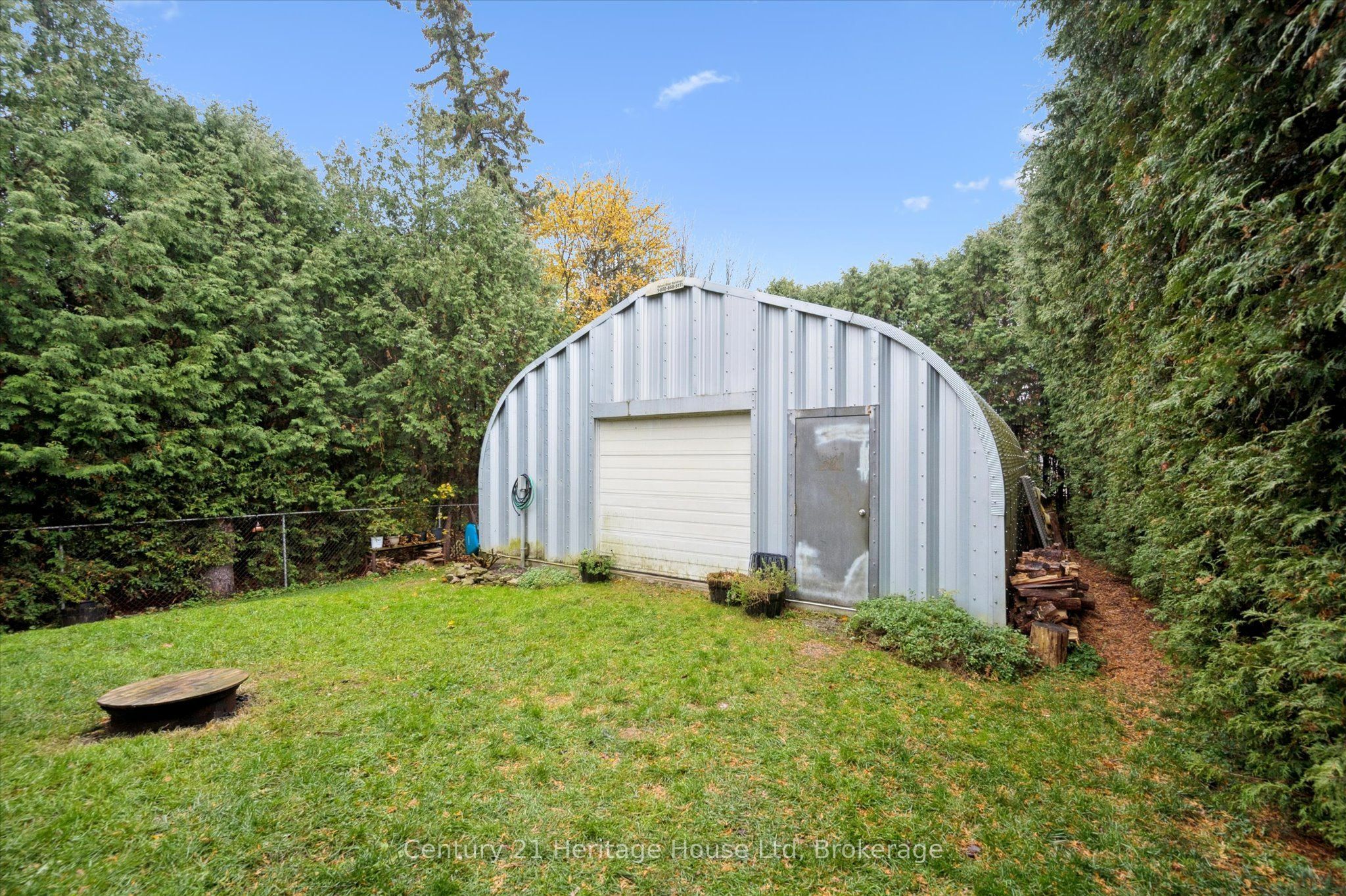 653 Perry Street Property Photo 41