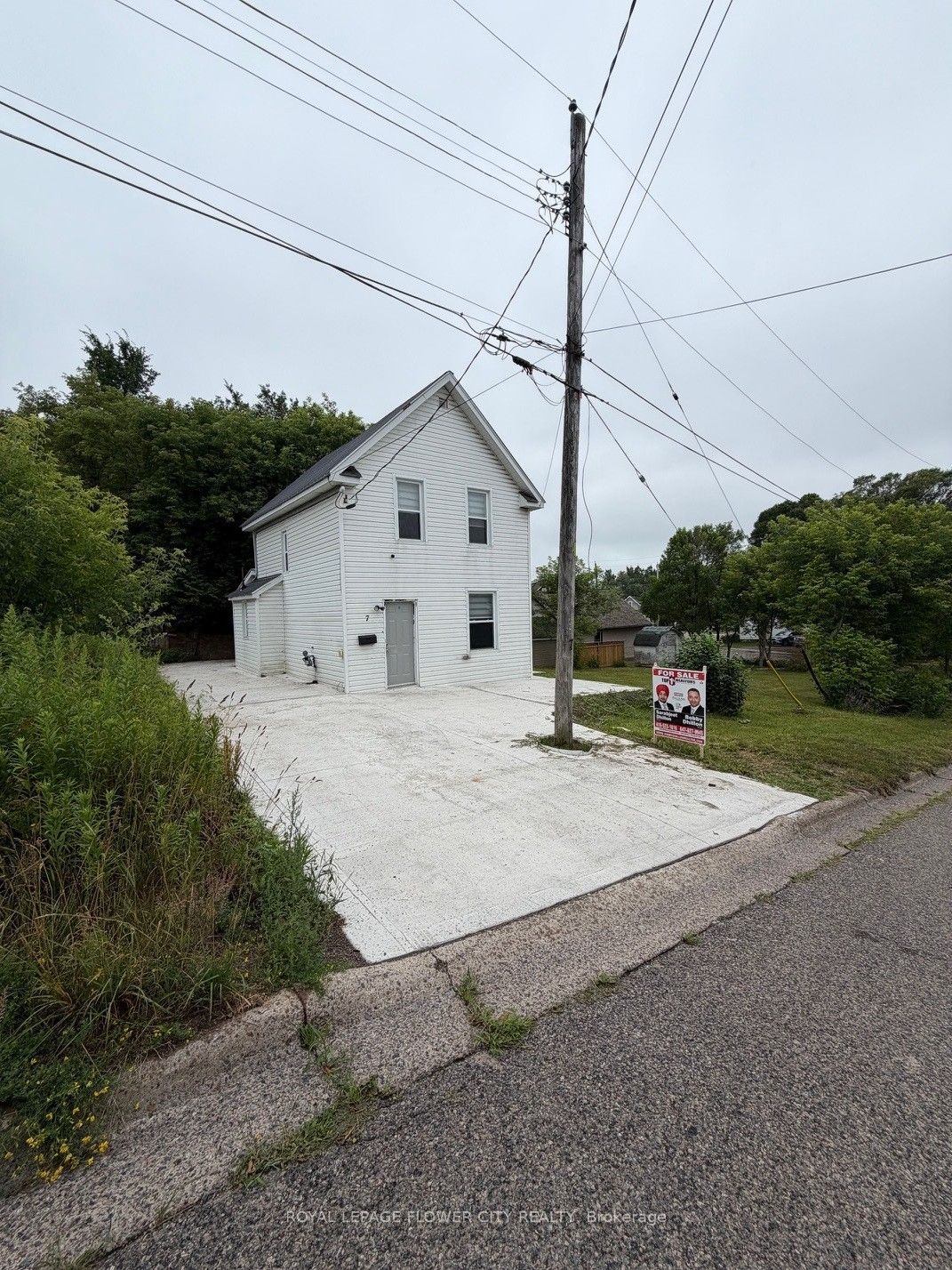 7 Hearst Street Property Photo 2