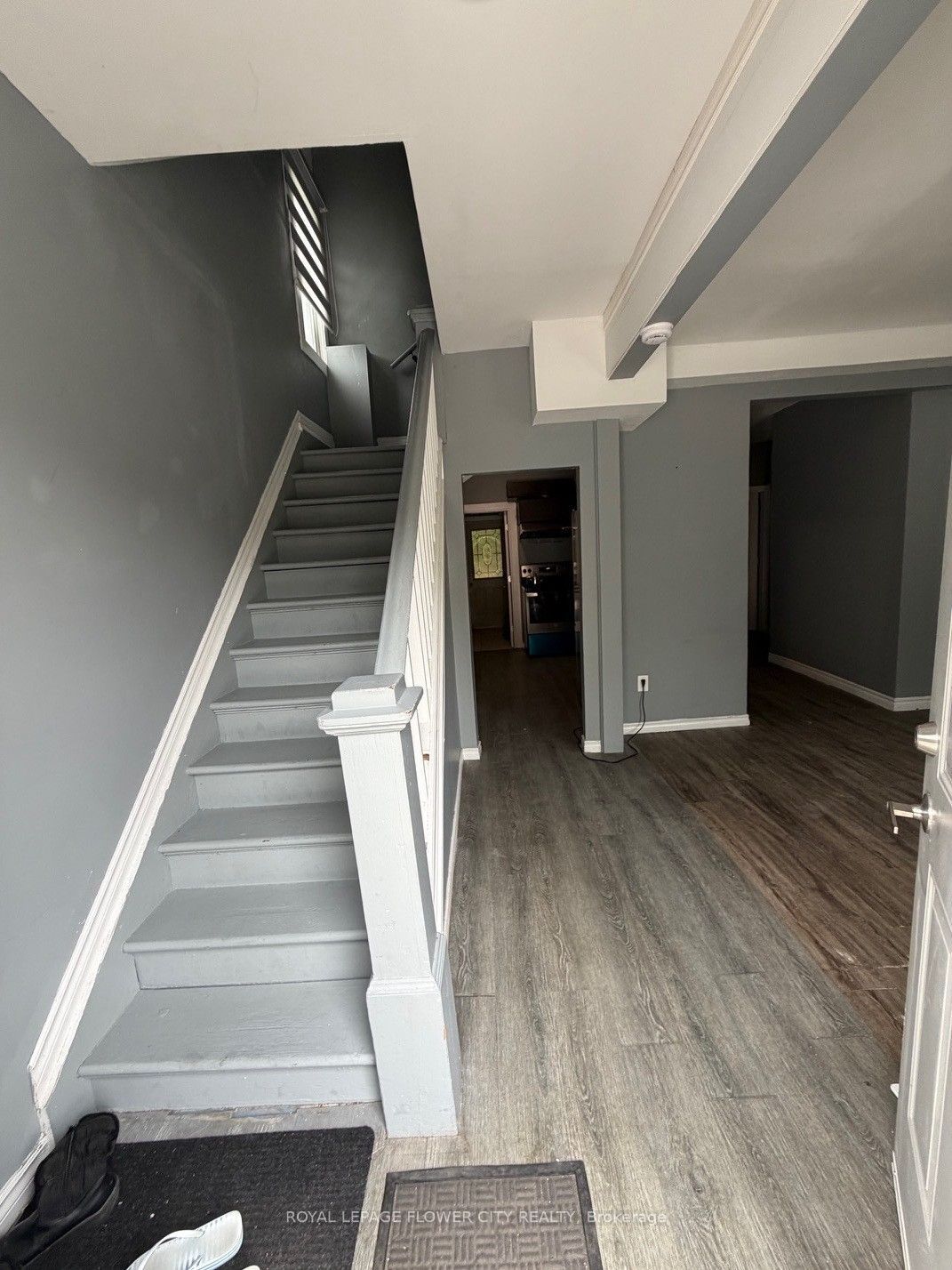 7 Hearst Street Property Photo 3