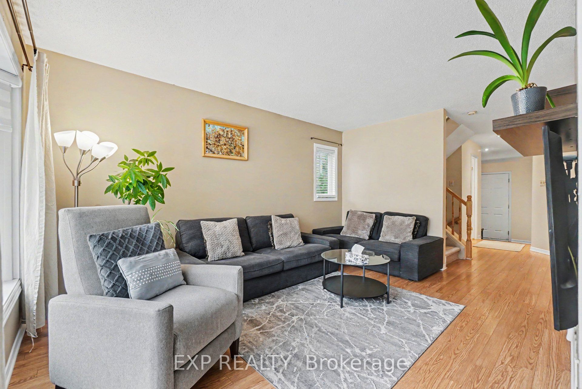 11 Longshire Circle Property Photo 12