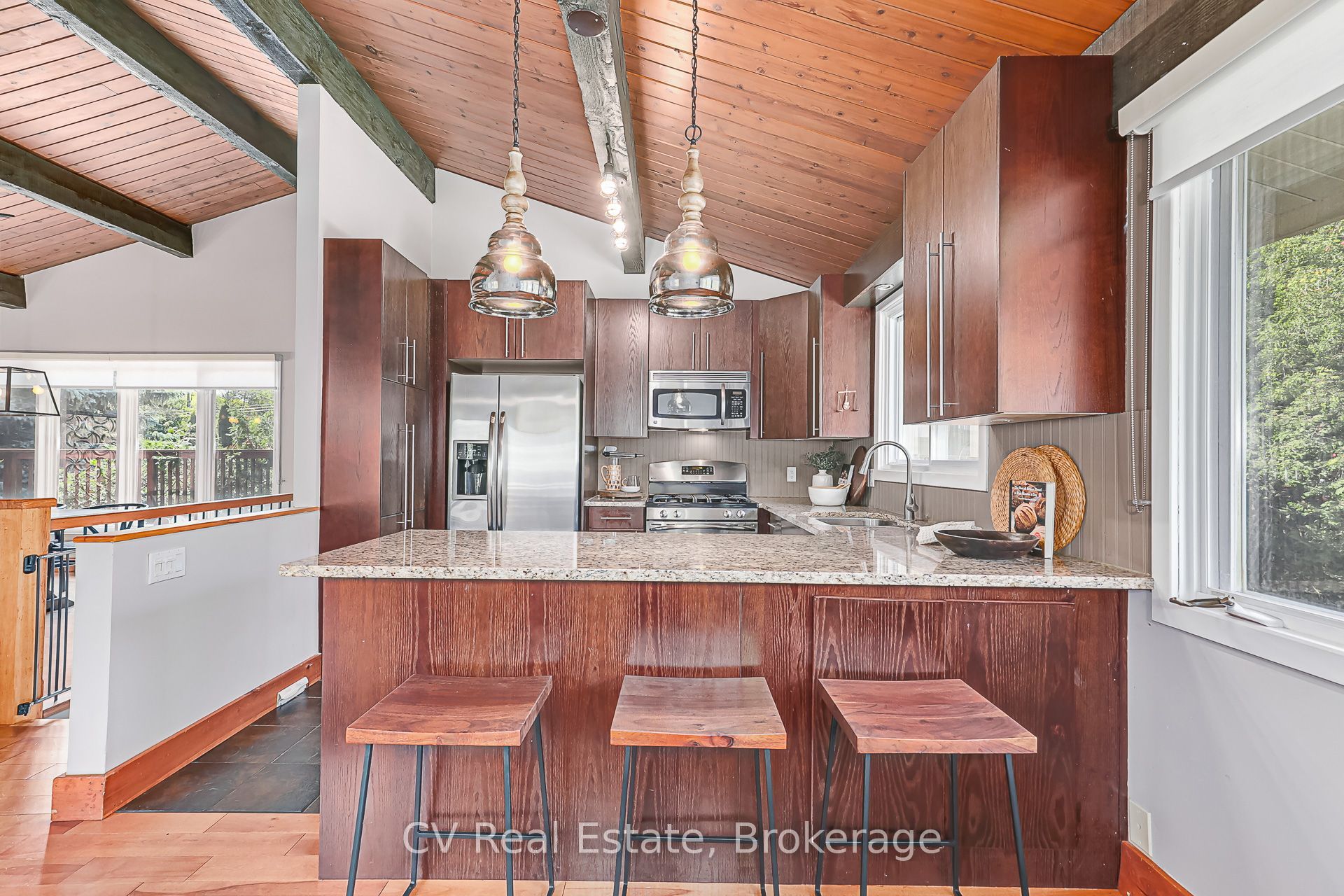 156 Chamonix Crescent Property Photo 6