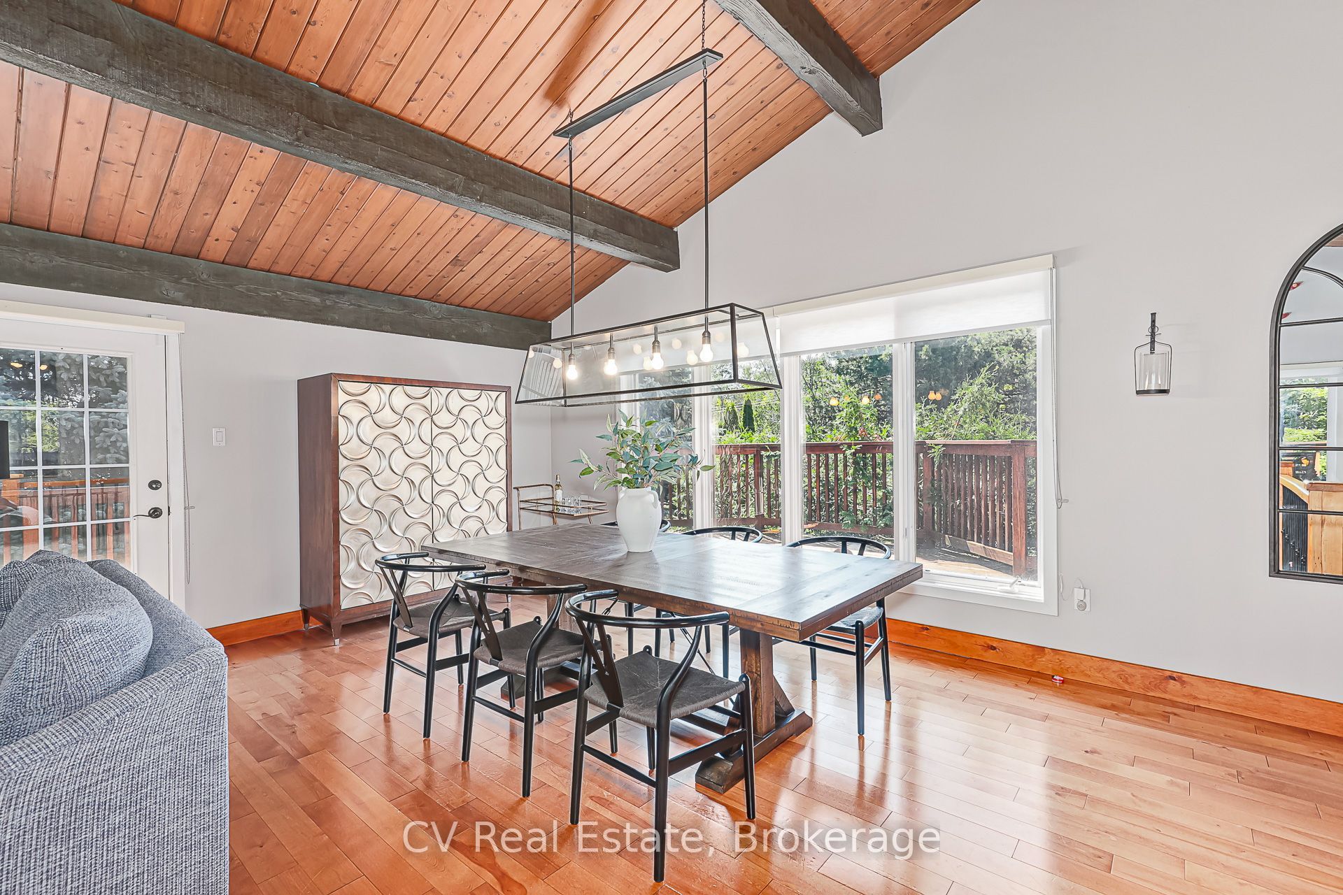 156 Chamonix Crescent Property Photo 16